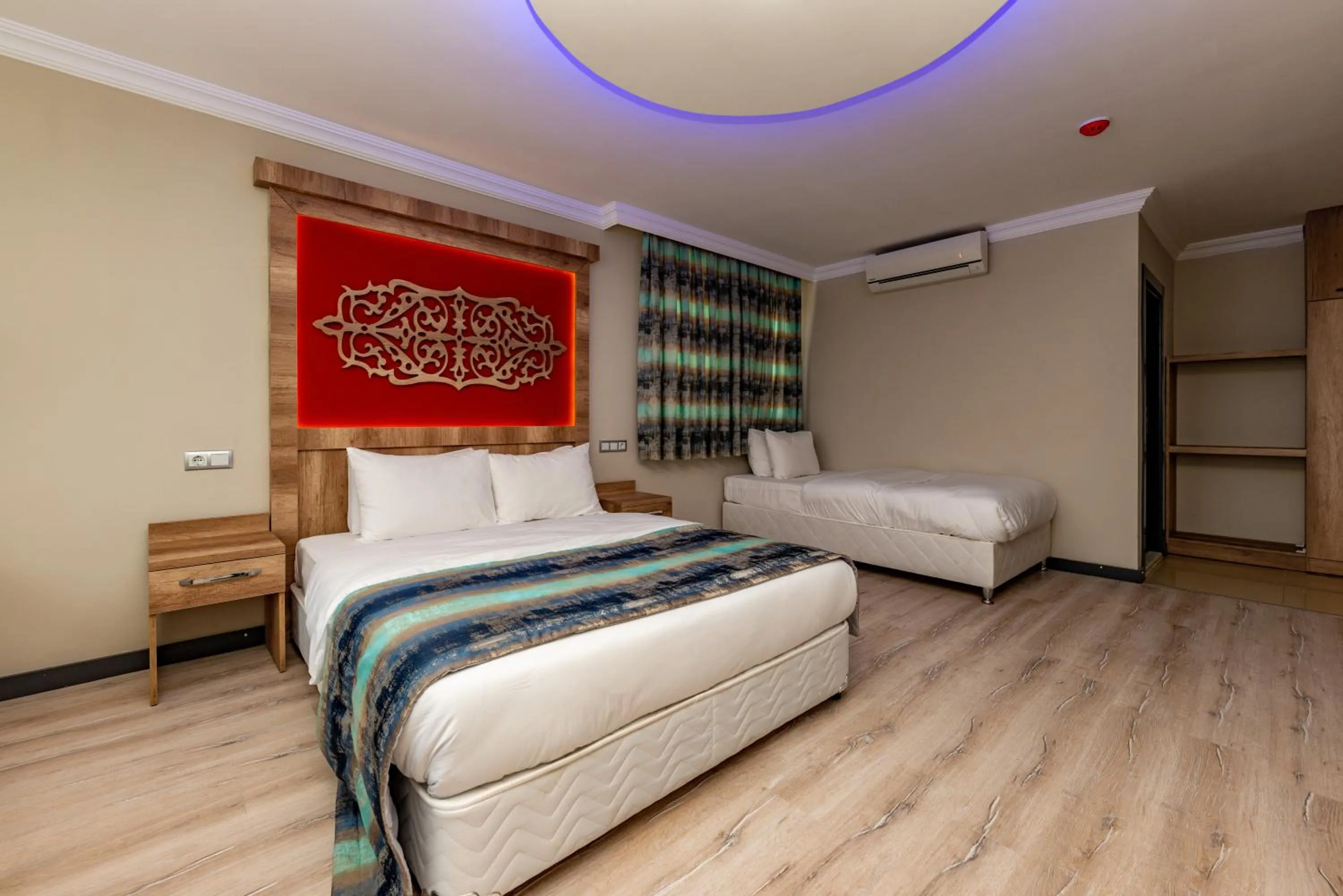 Bed in Linda Expo Palace