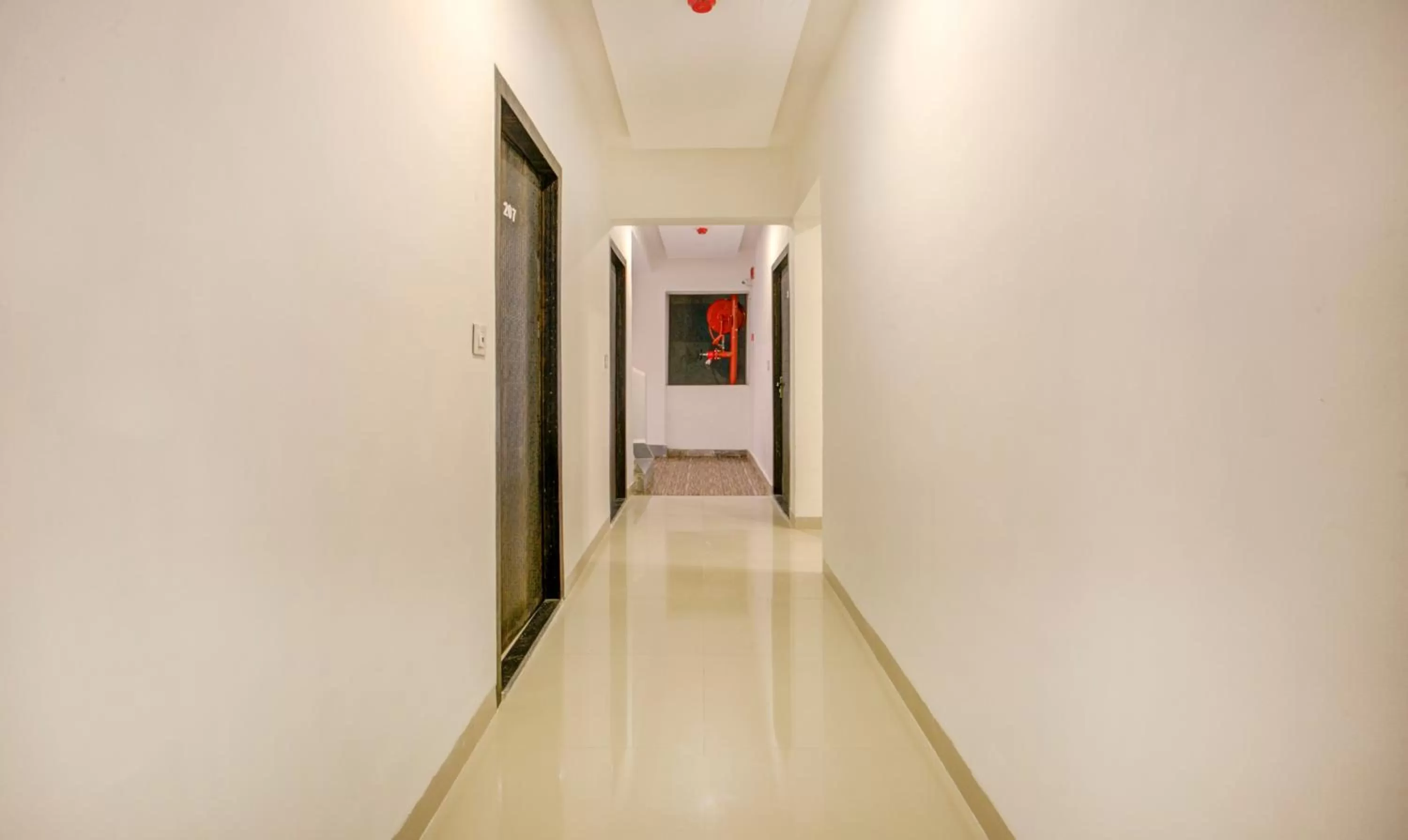 Lobby or reception in Treebo Kings Inn Vashi