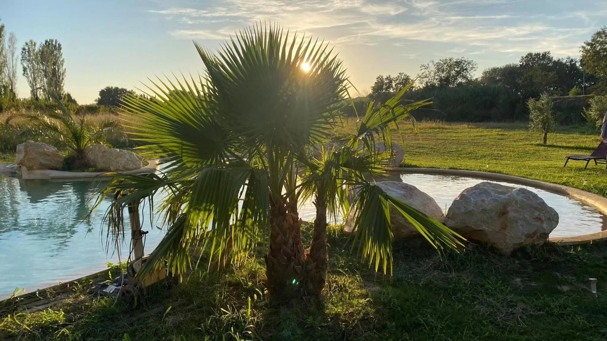 Le Mas des Cerisiers JACUZZI et SAUNA inclus pour tous les logements