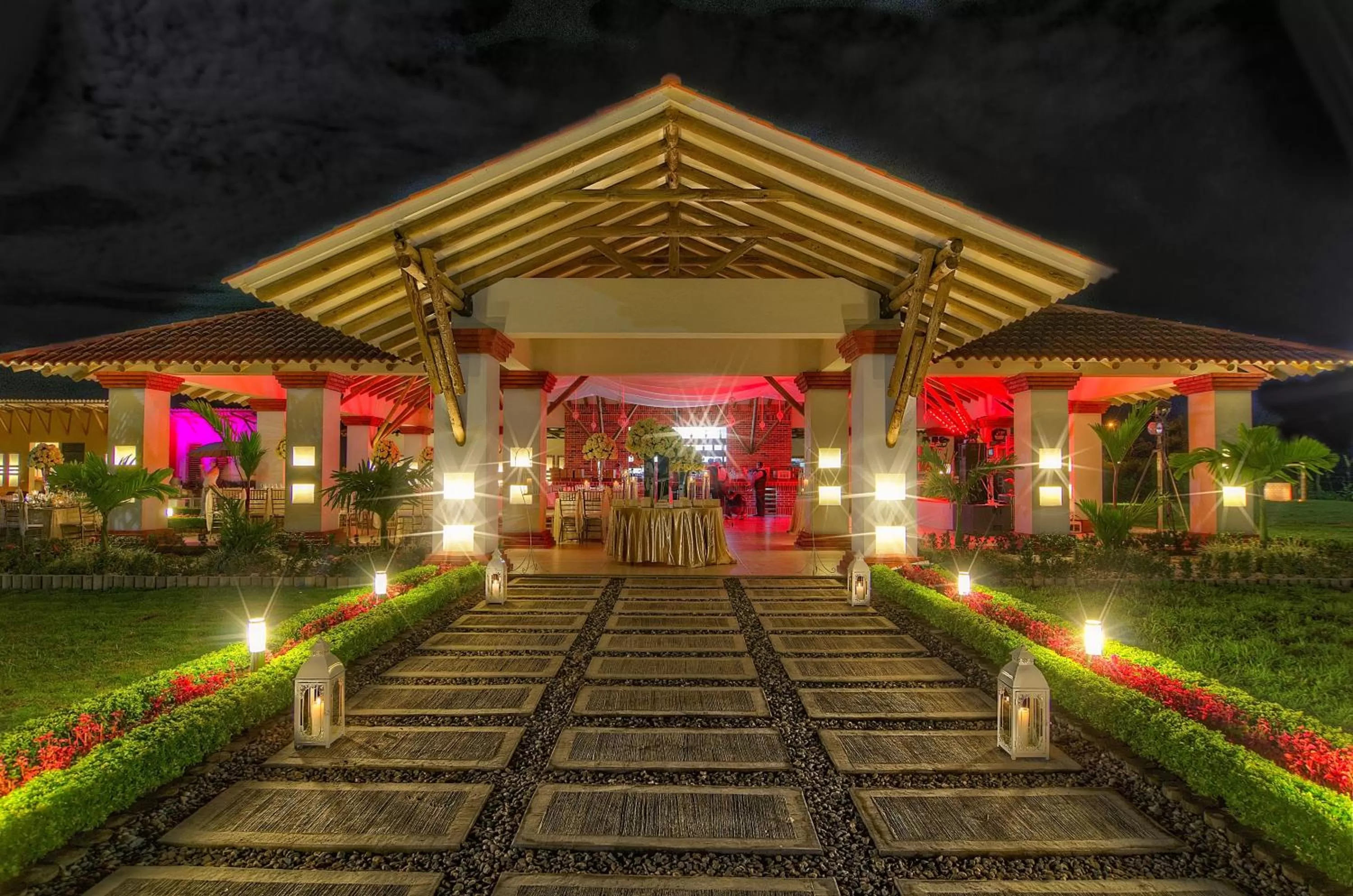 Restaurant/places to eat, Property Building in Brizantha Hotel Campestre