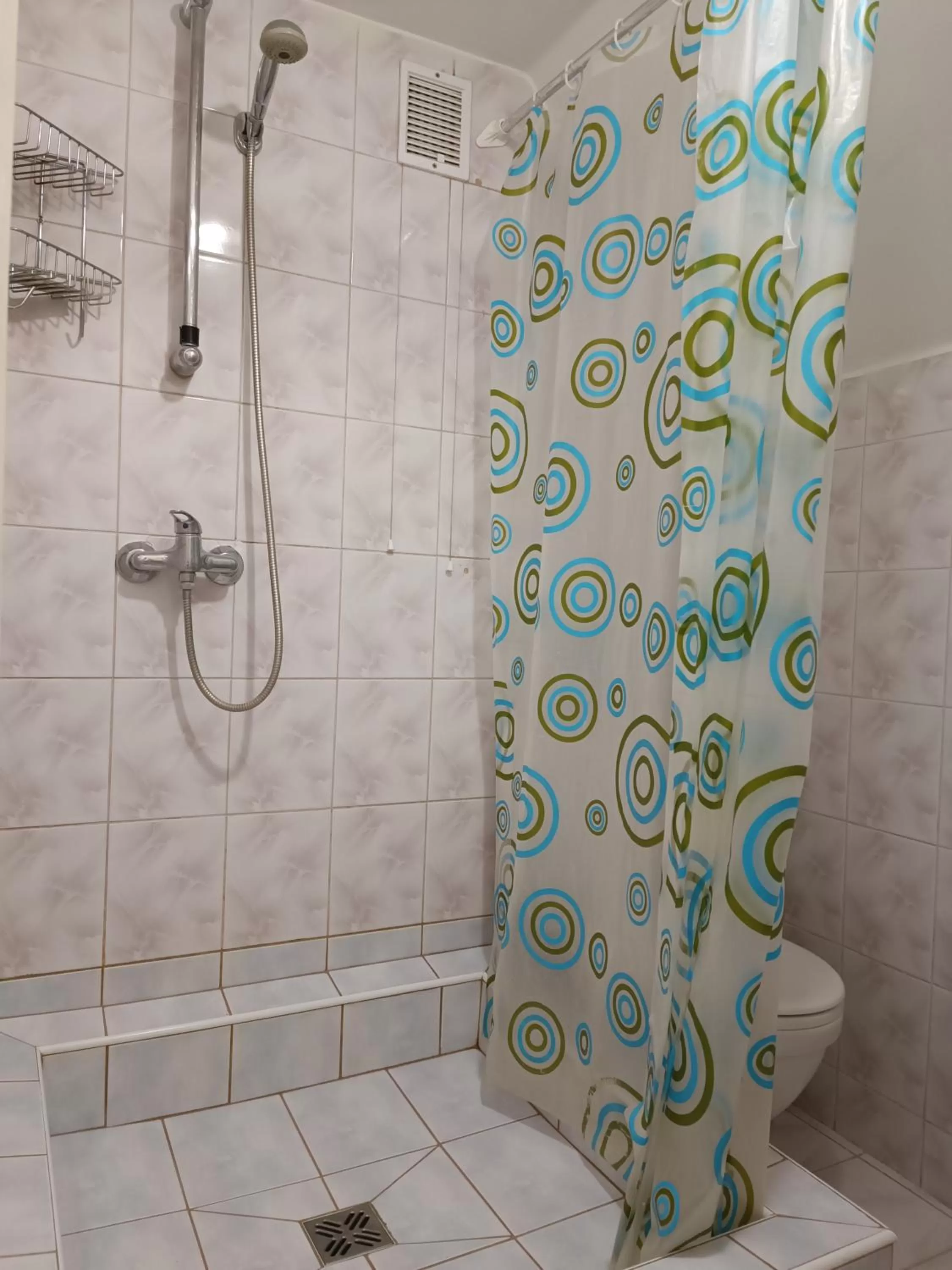 Shower in Rugelis