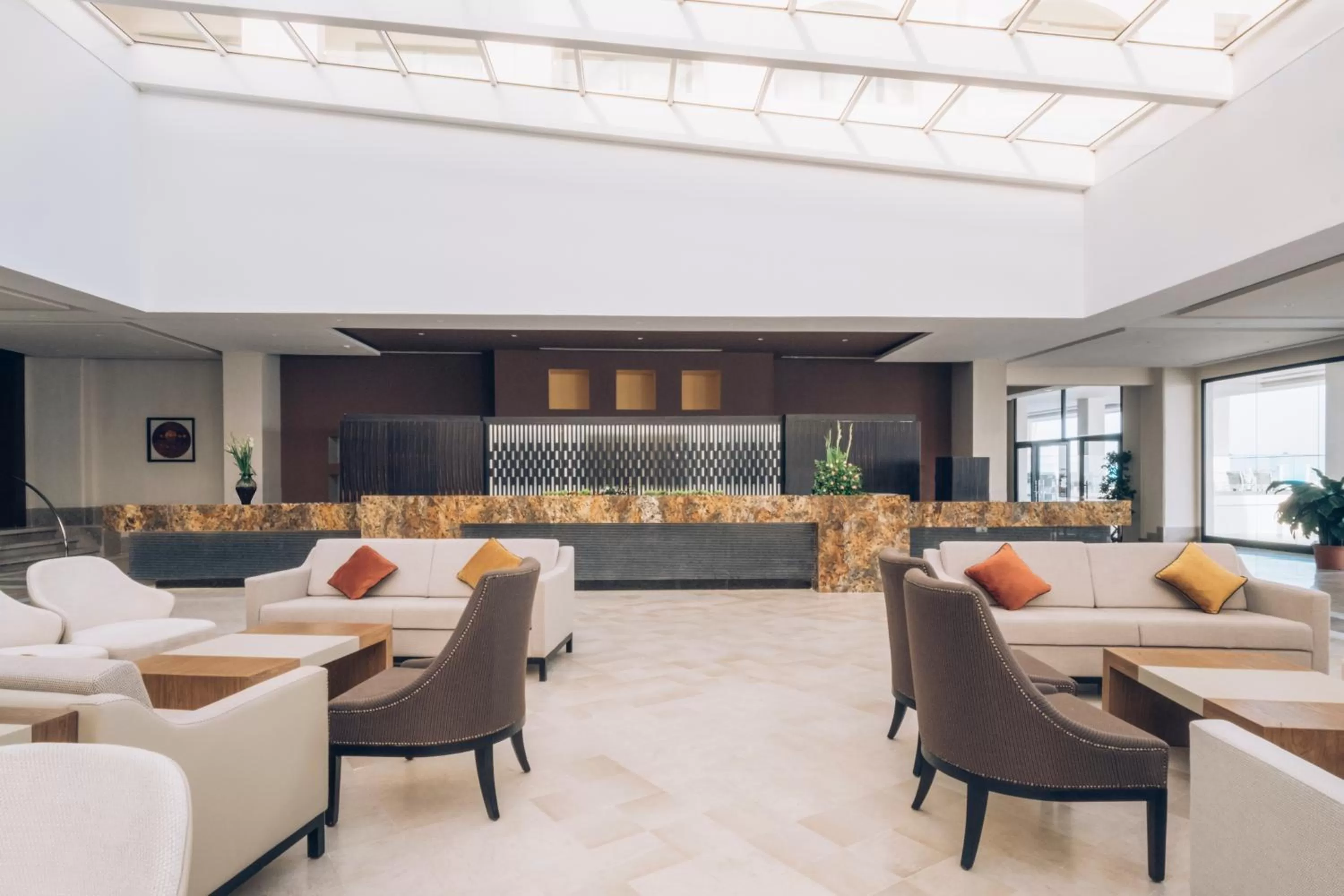 Lounge or bar in Iberostar Selection Kuriat Palace