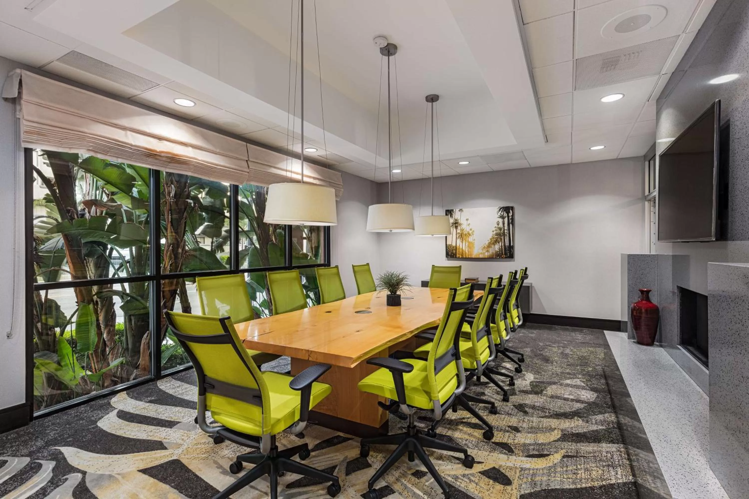 Meeting/conference room in Hilton Garden Inn Los Angeles / Hollywood