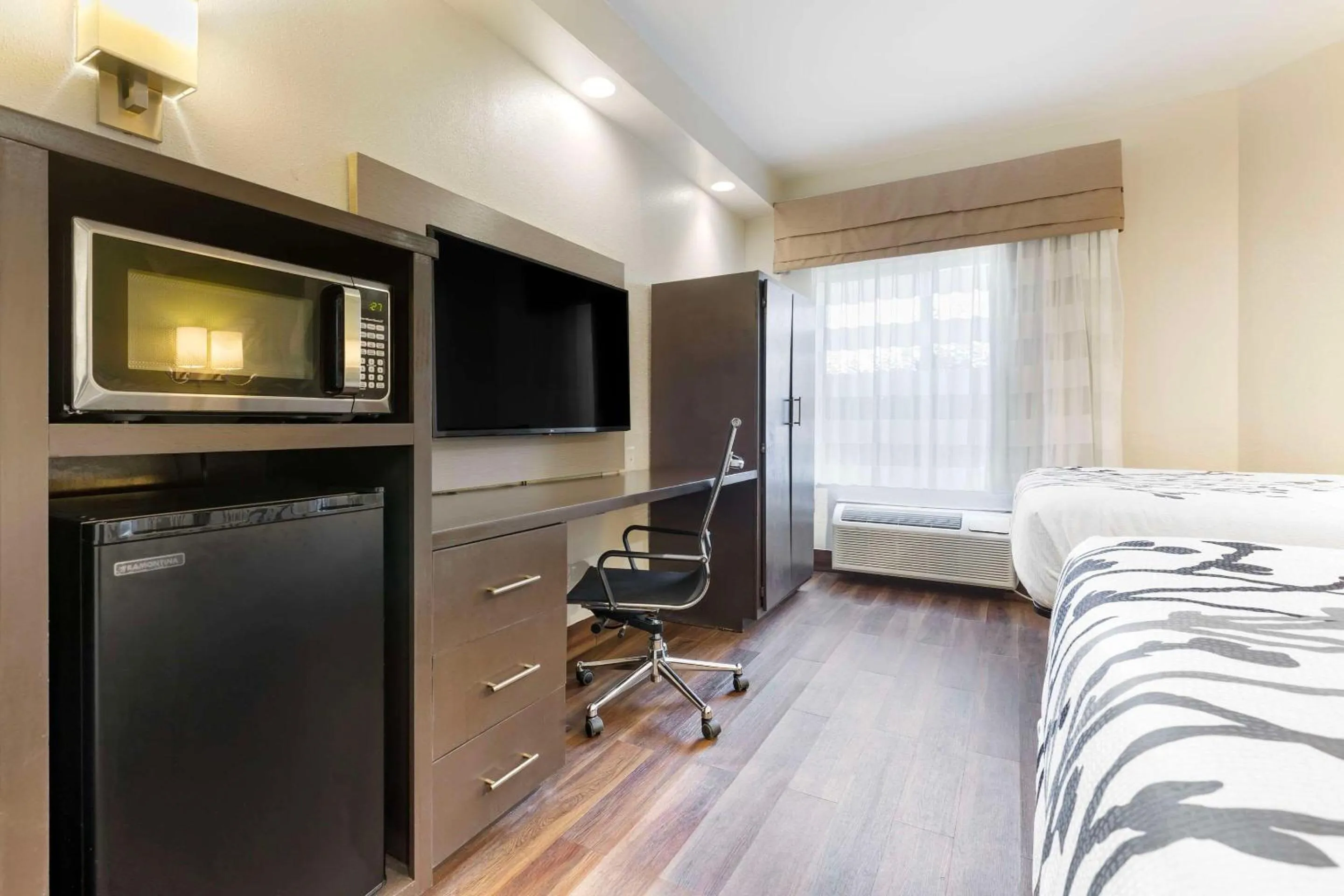 Bedroom in Sleep Inn