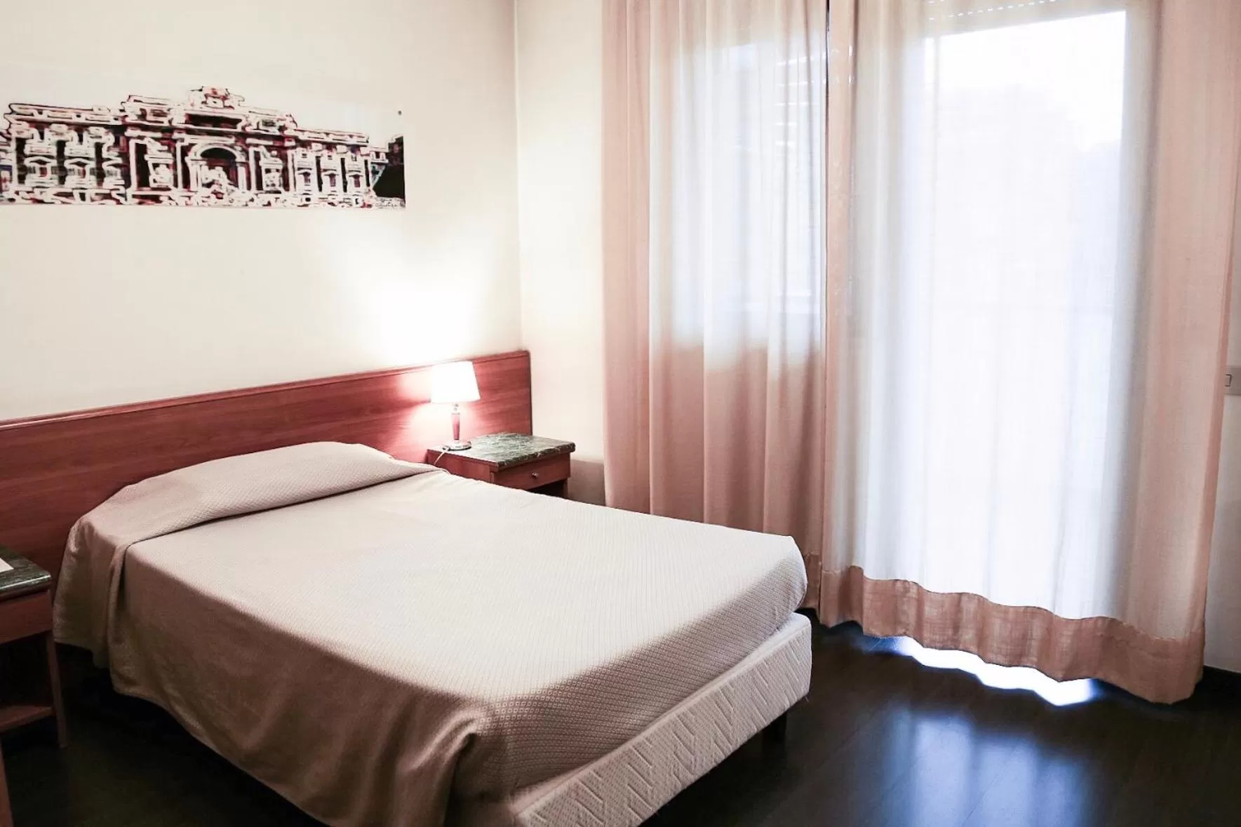 Photo of the whole room, Bed in Hotel Sisto V