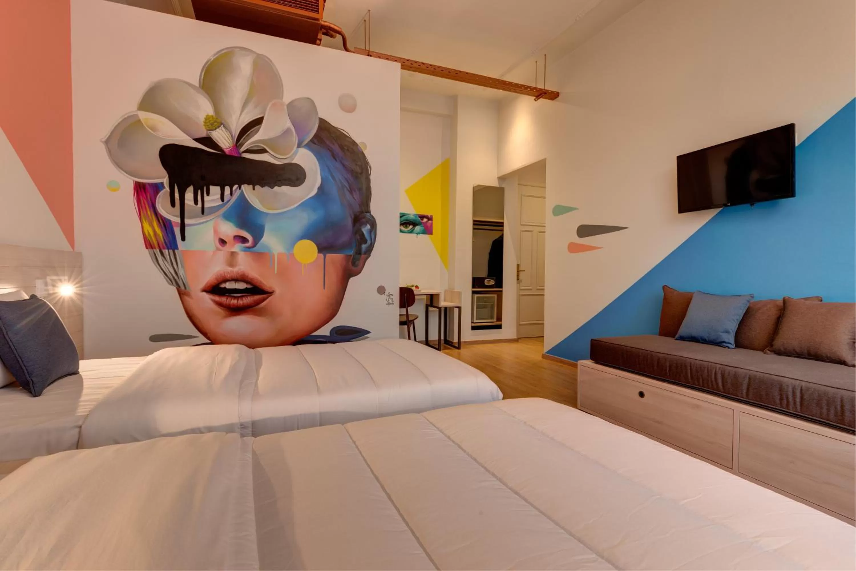 Bed in Colors Urban Hotel Thessaloniki