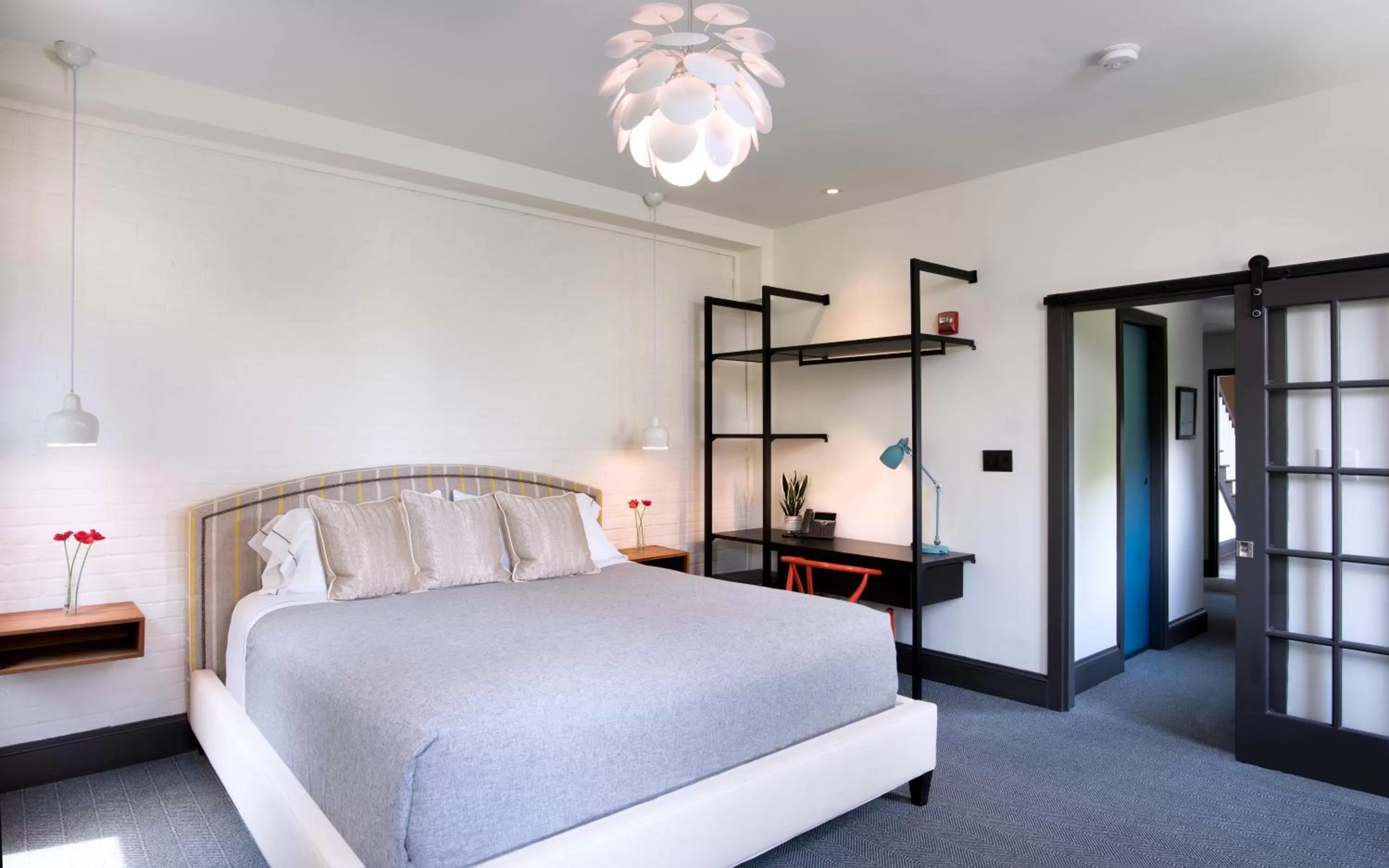 Bed in The Poppy Georgetown Guesthouse and Gardens