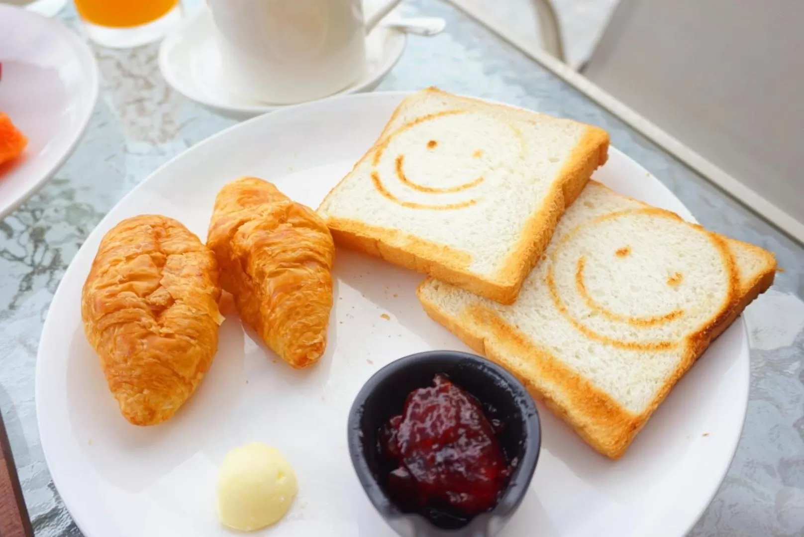 Breakfast in USABAI Riverside Boutique Hotel