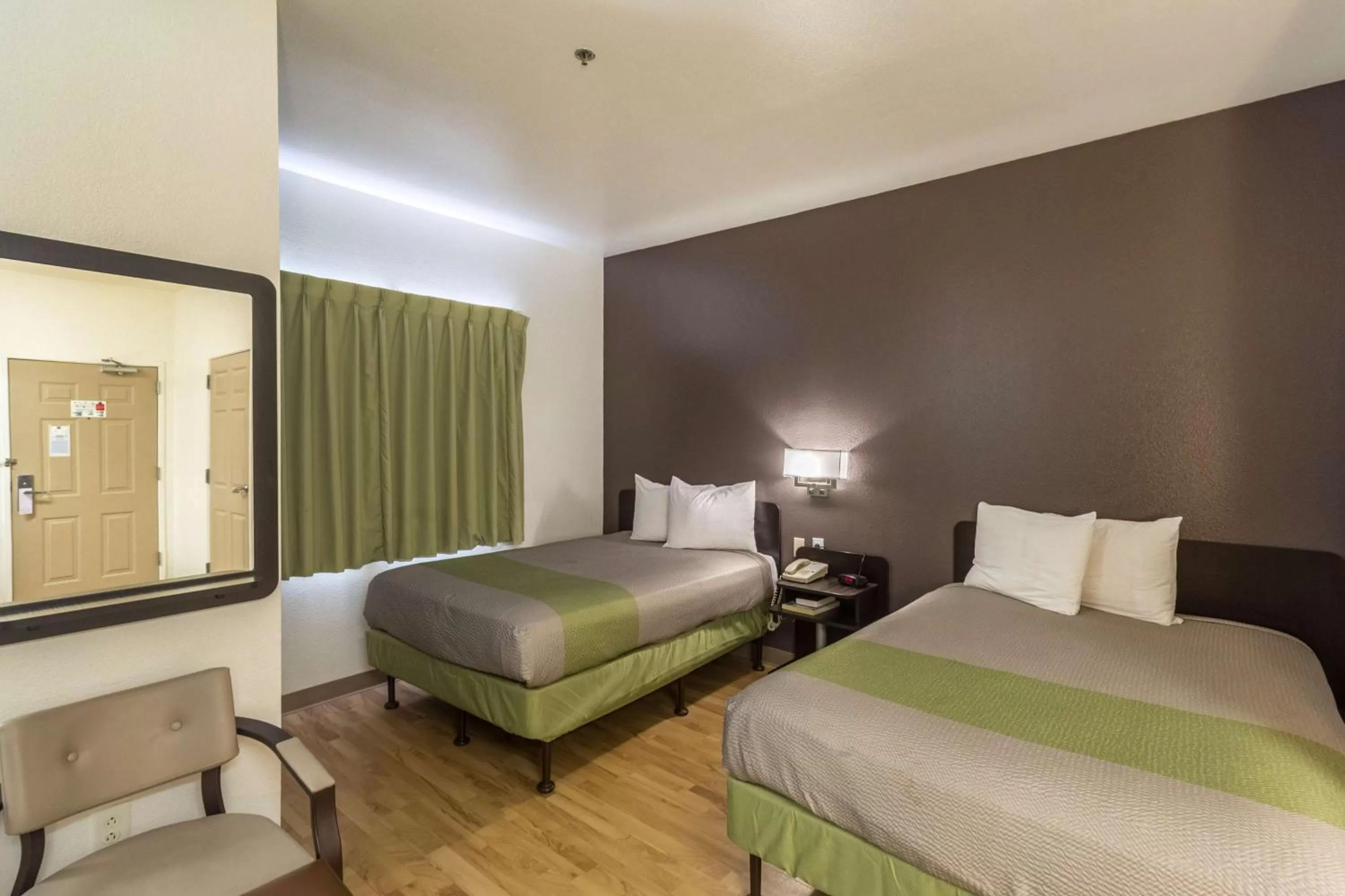 Photo of the whole room, Bed in Studio 6-Mcallen, TX