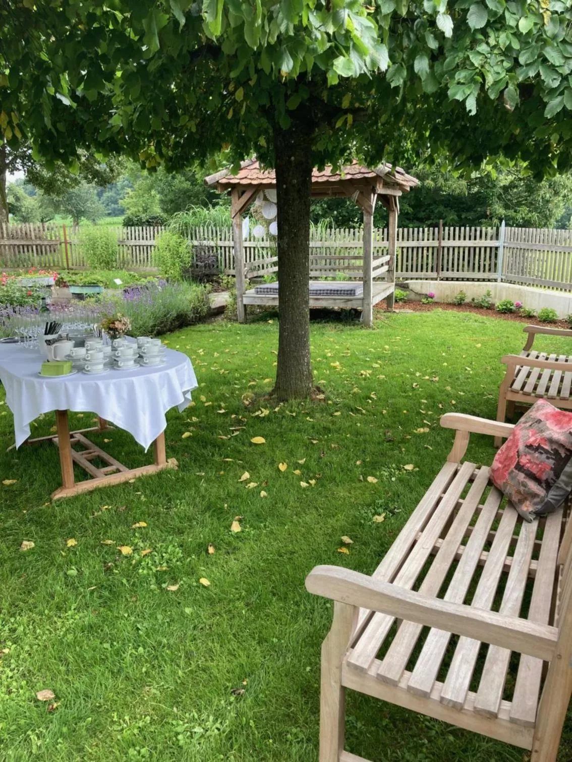 Garden in Hotel-Landgasthof KREUZ
