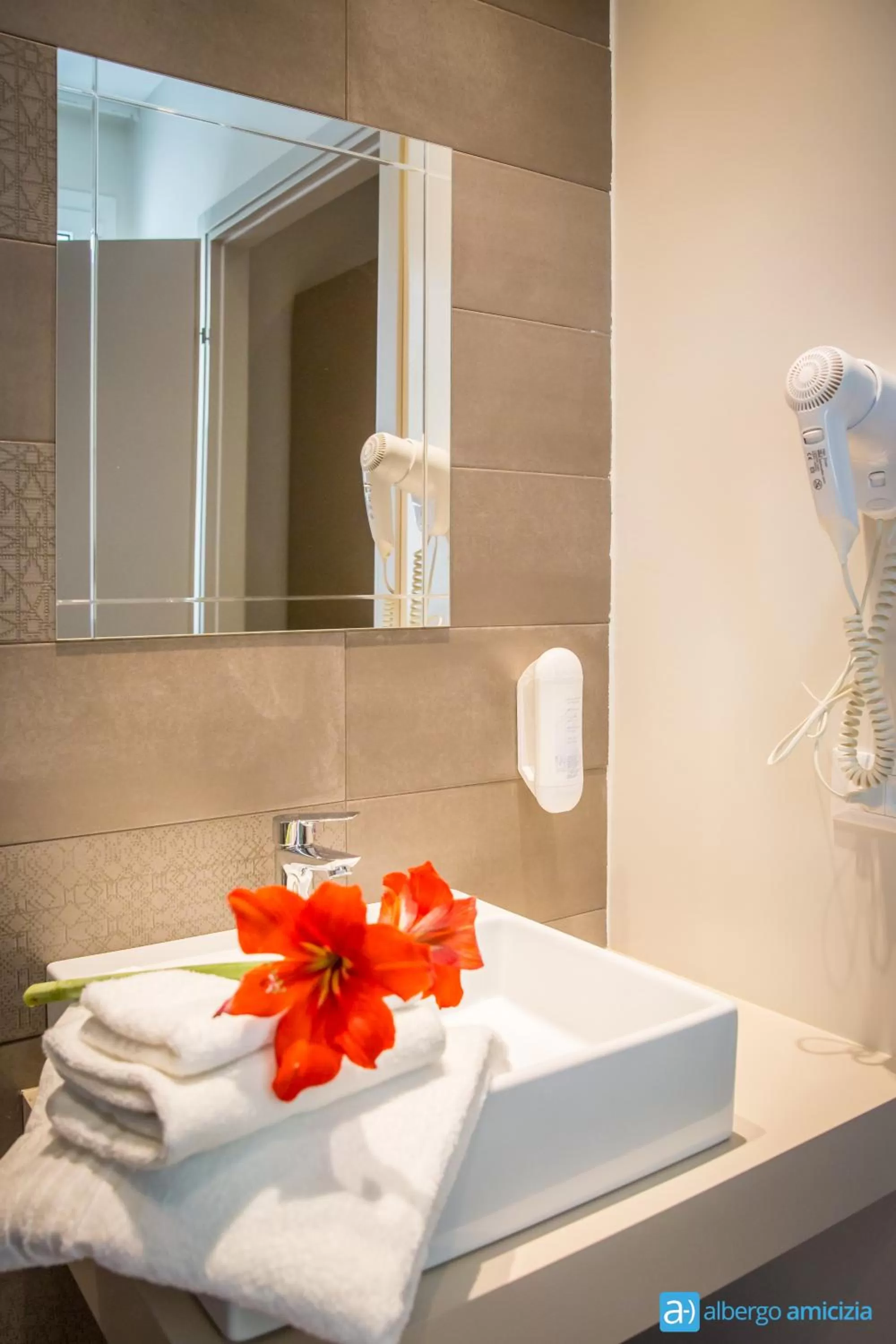 Bathroom in Hotel Amicizia