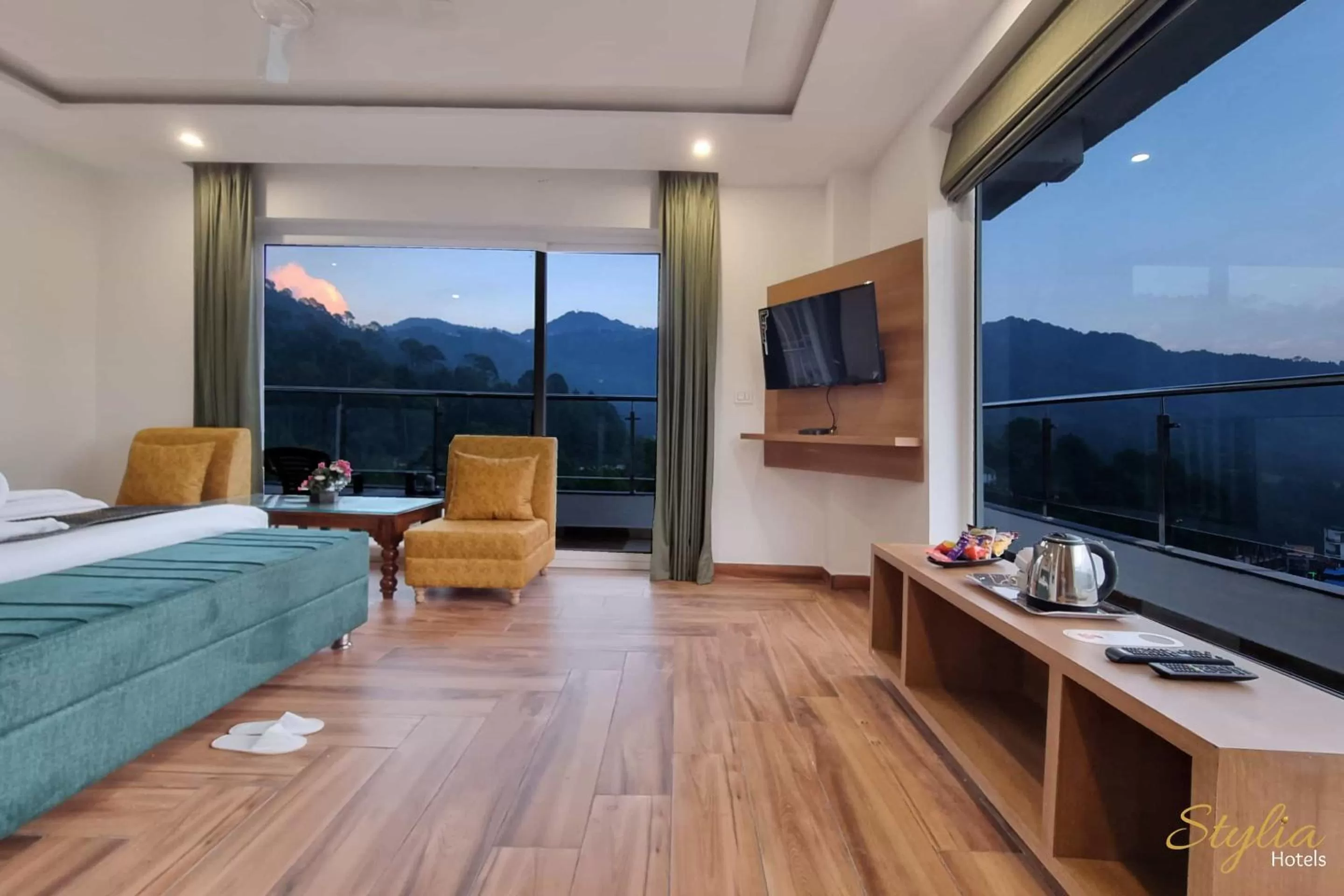 Coffee/tea facilities, Mountain View in Moon Glade By Stylia Hotels