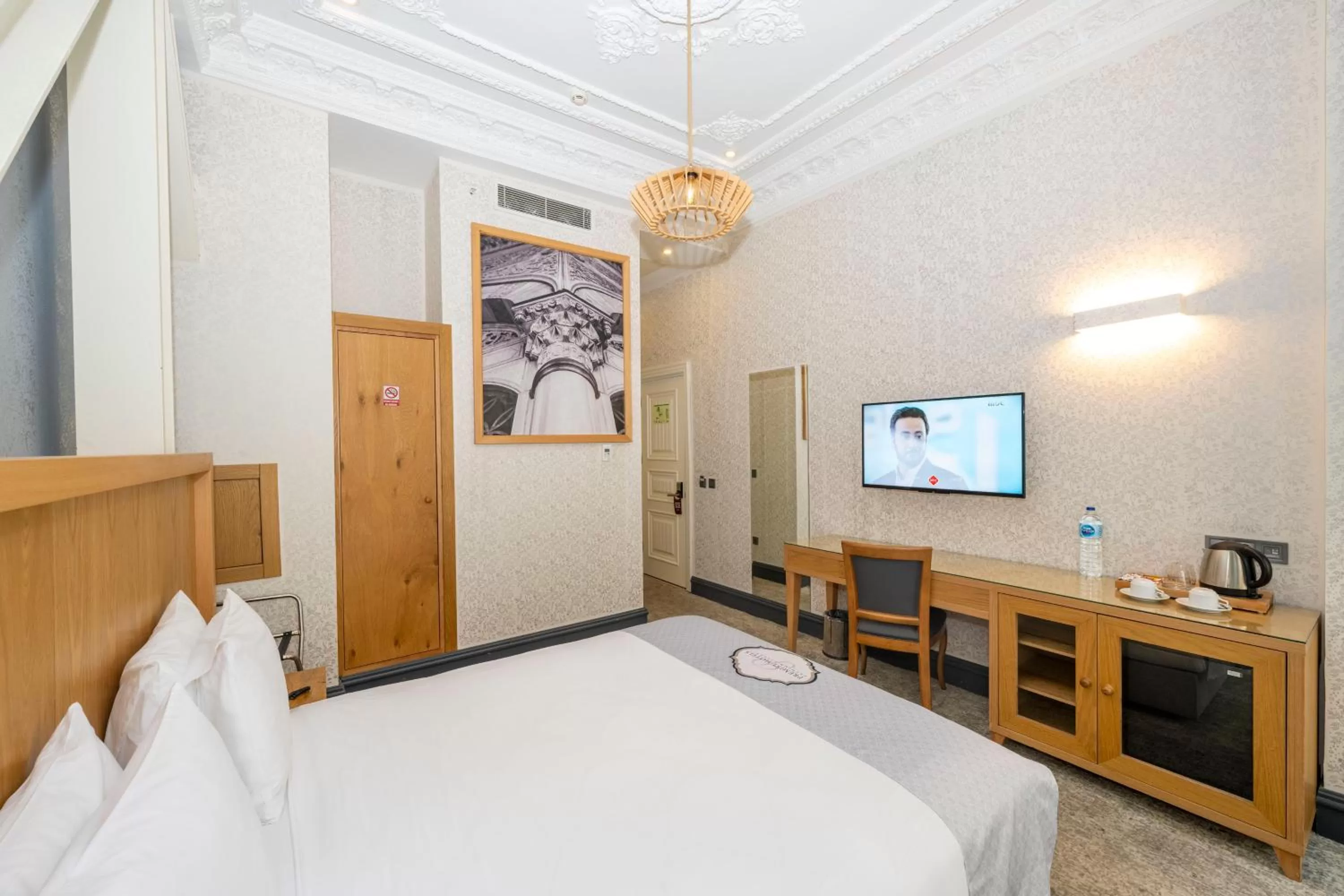 Photo of the whole room, Bed in Premist Hotels Taksim