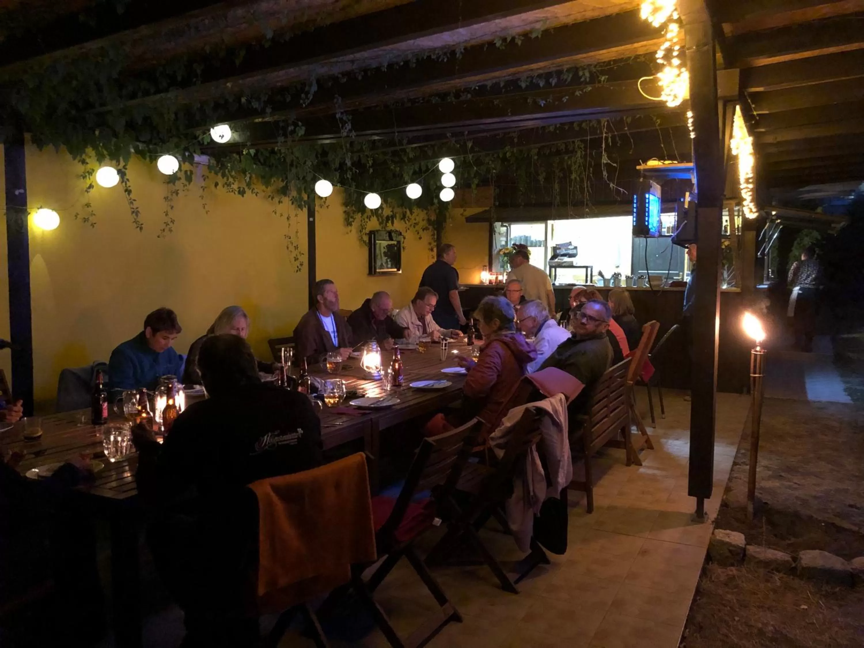 Restaurant/places to eat in Riverside Inn