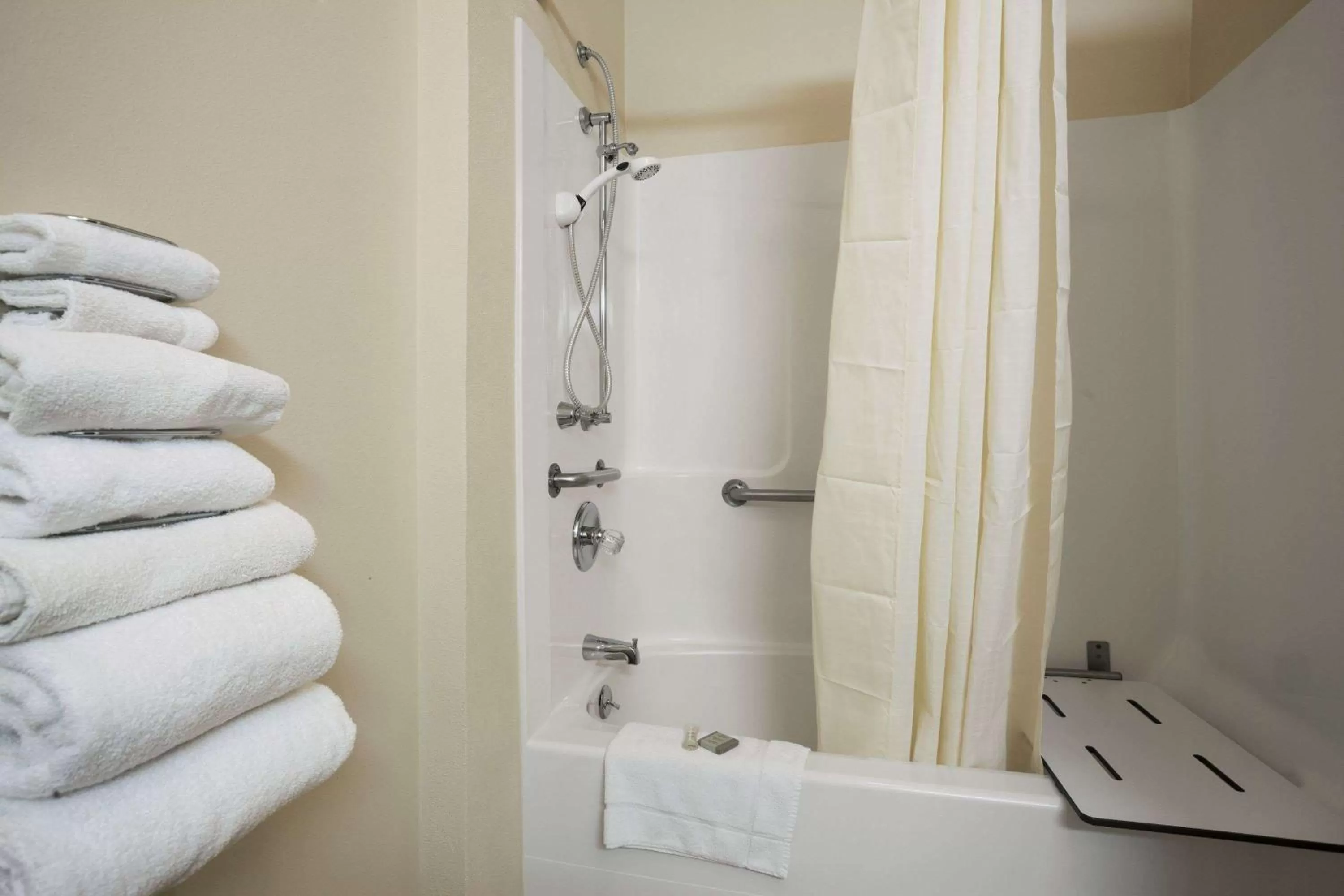 On site in Super 8 by Wyndham Salmon