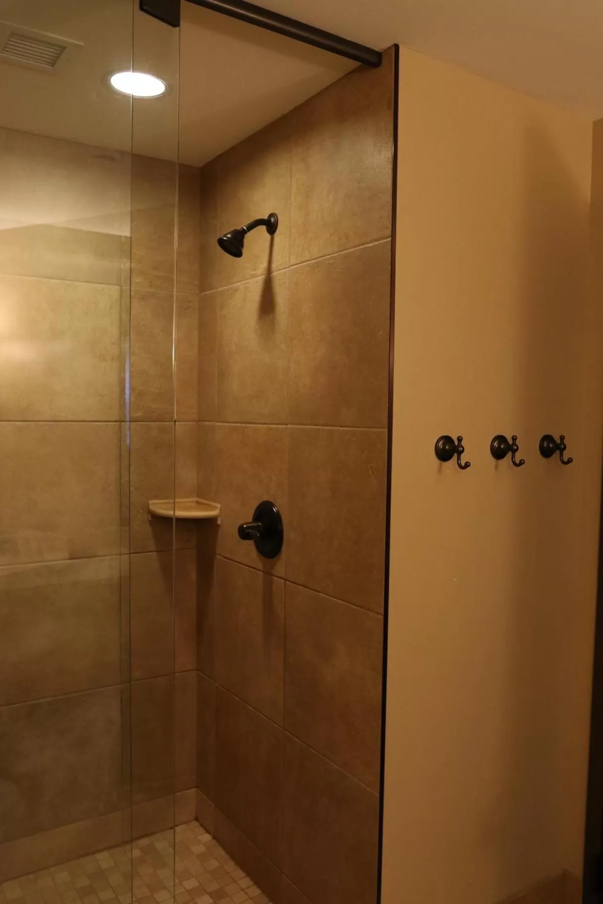 Shower in Swinomish Casino & Lodge