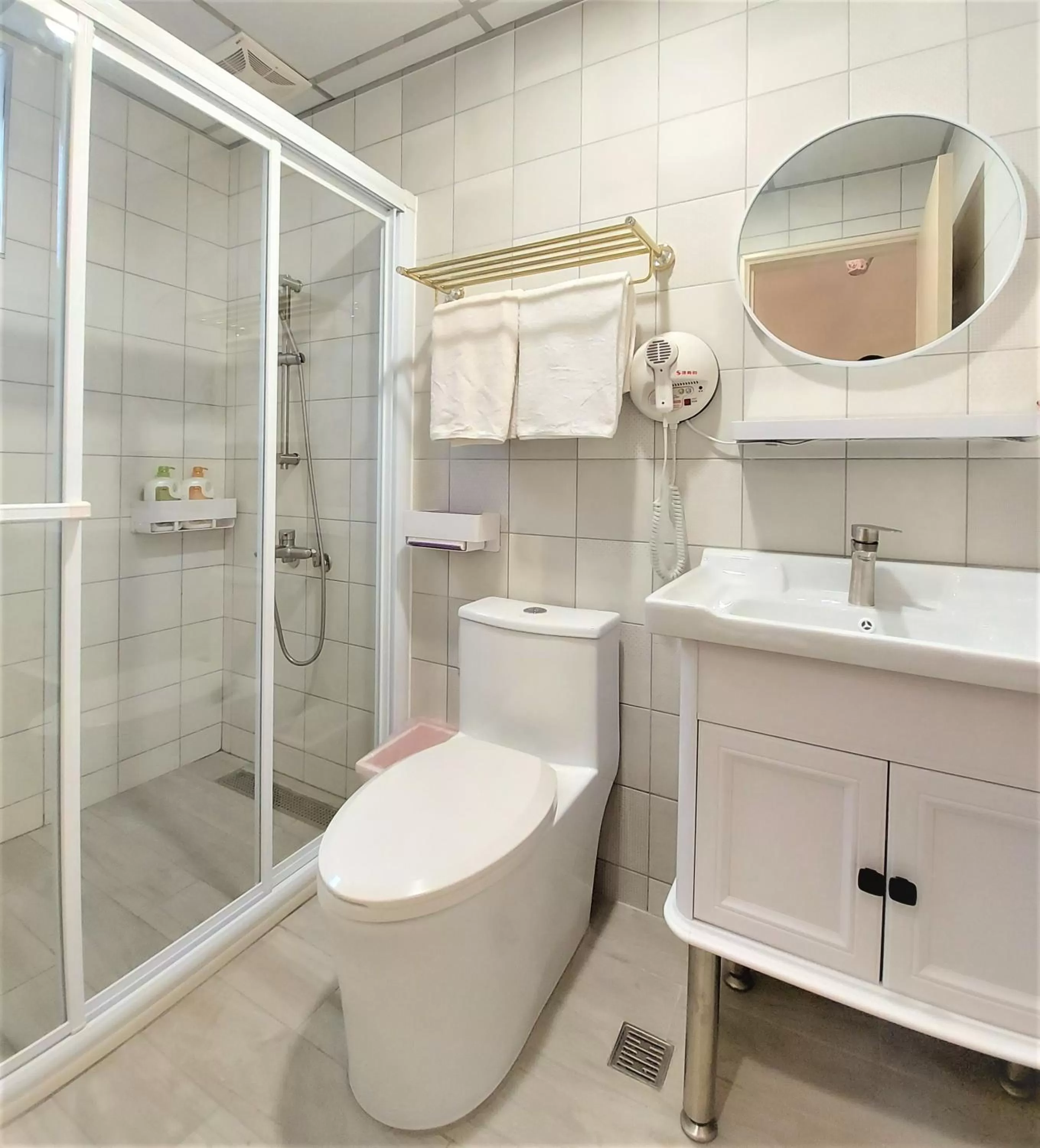 Bathroom in Dosun B&B