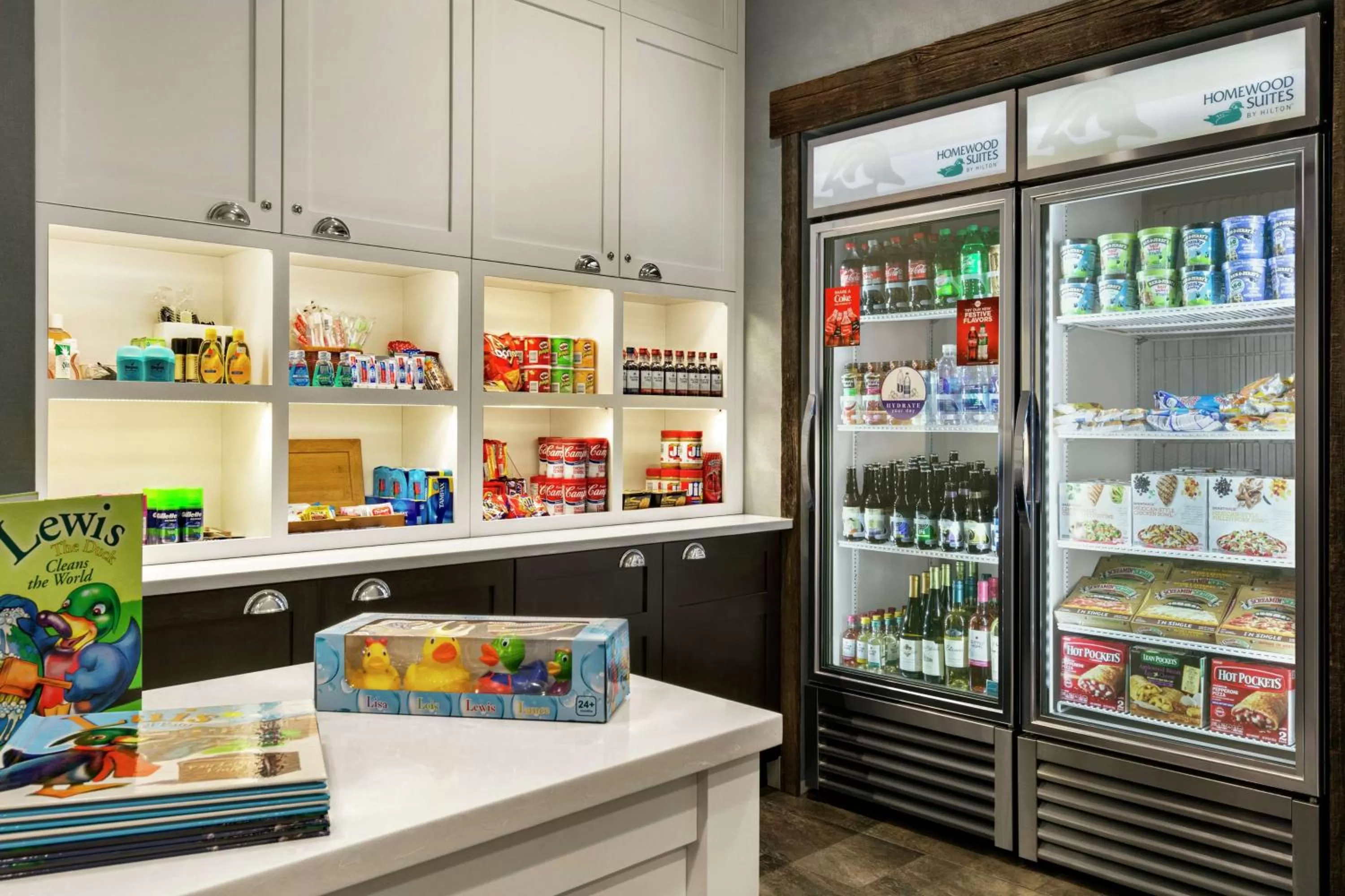 Restaurant/places to eat in Homewood Suites Syracuse-Liverpool