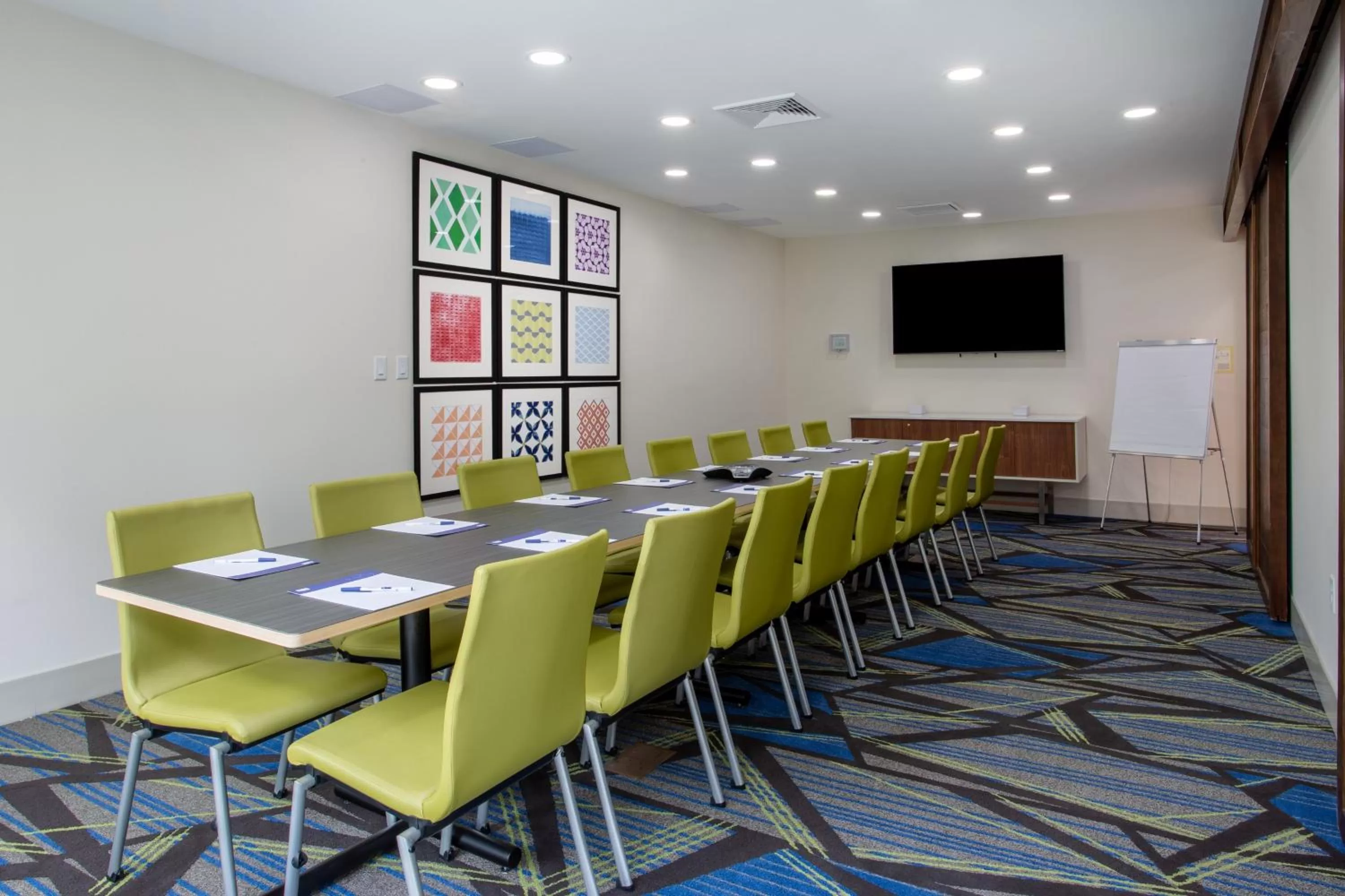 Meeting/conference room in Holiday Inn Express & Suites - Deland South by IHG