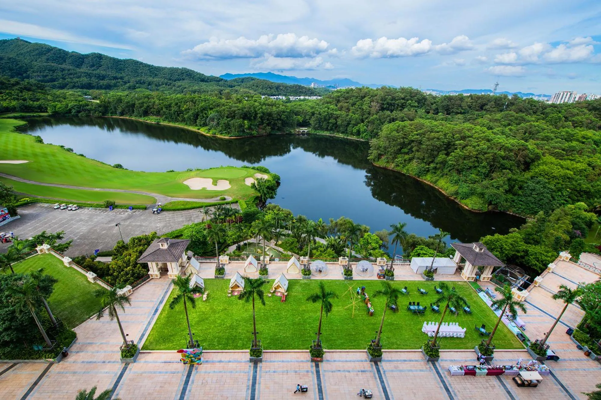 Balcony/Terrace in Mission Hills Hotel Resorts Dongguan