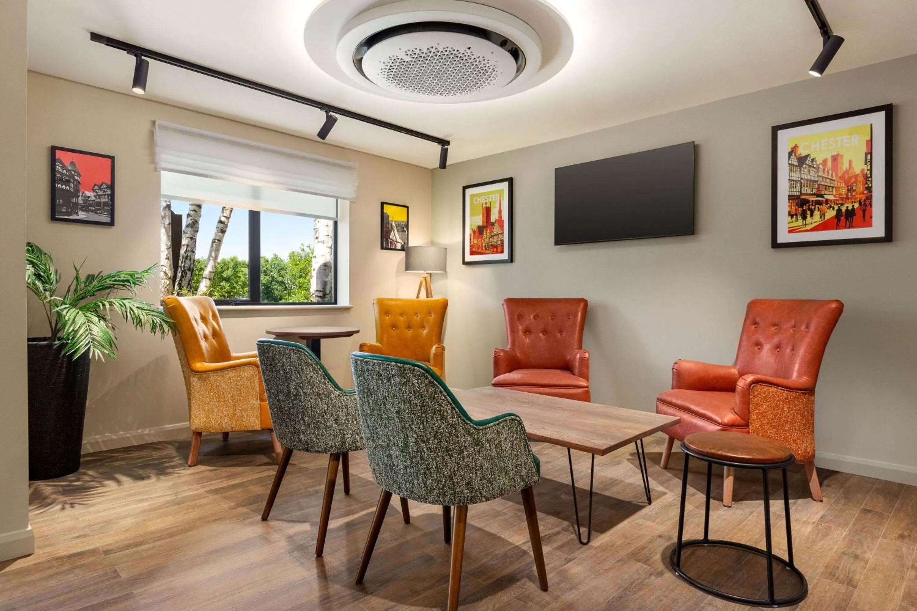 Lobby or reception in Super 8 by Wyndham Chester East