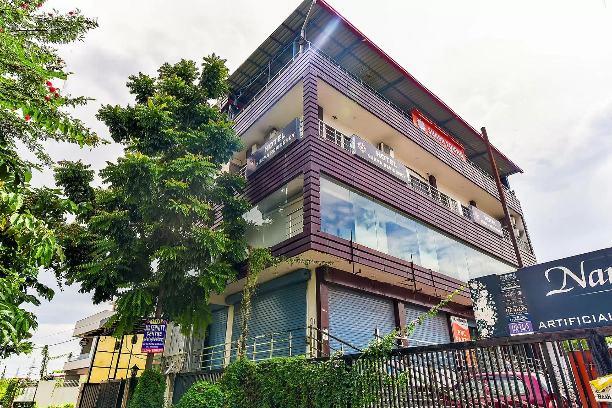 Facade/entrance, Property Building in FabHotel Surya Residency GMS Road