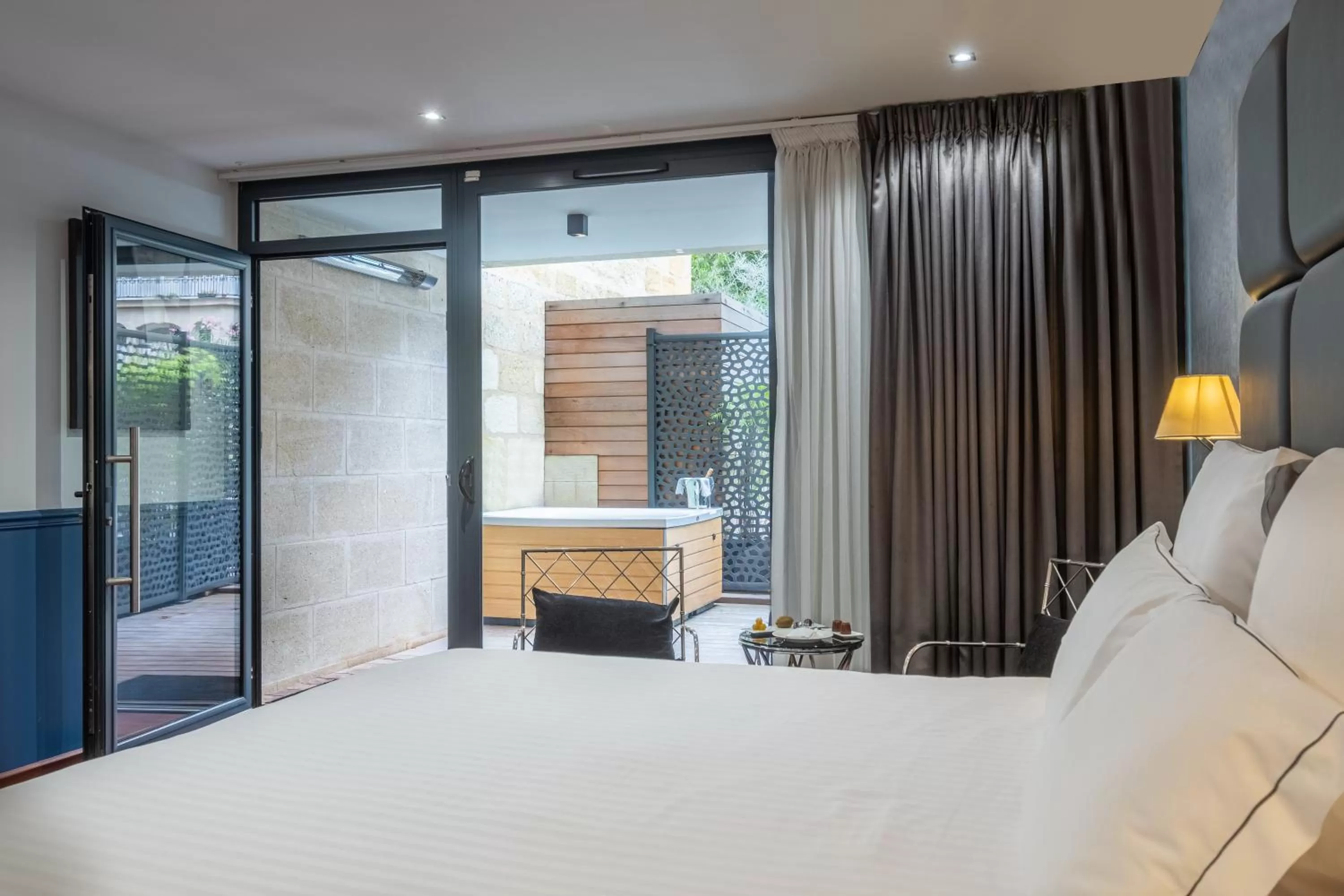 Photo of the whole room, Bed in Le Palais Gallien Hôtel & Spa