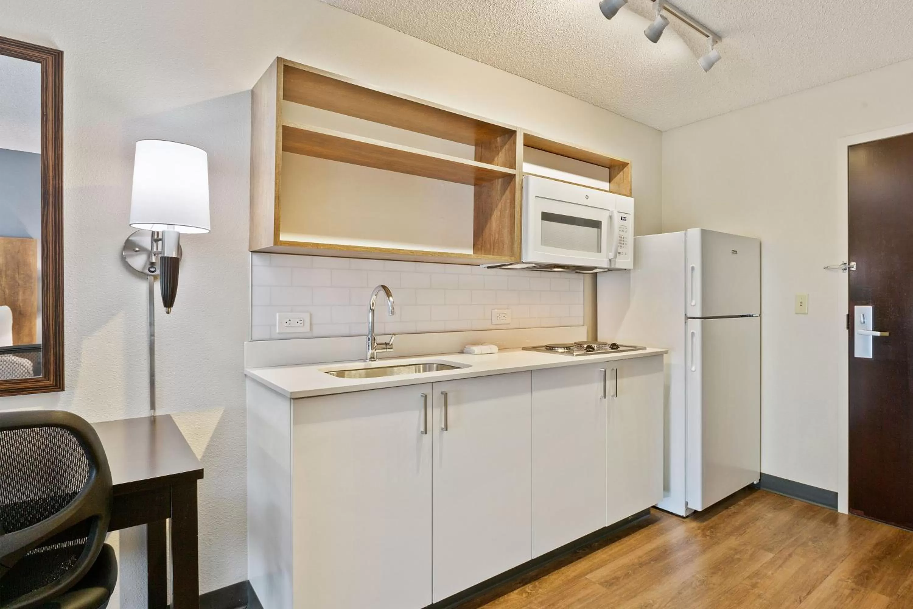 Kitchen or kitchenette in Extended Stay America Premier Suites - San Francisco - Belmont