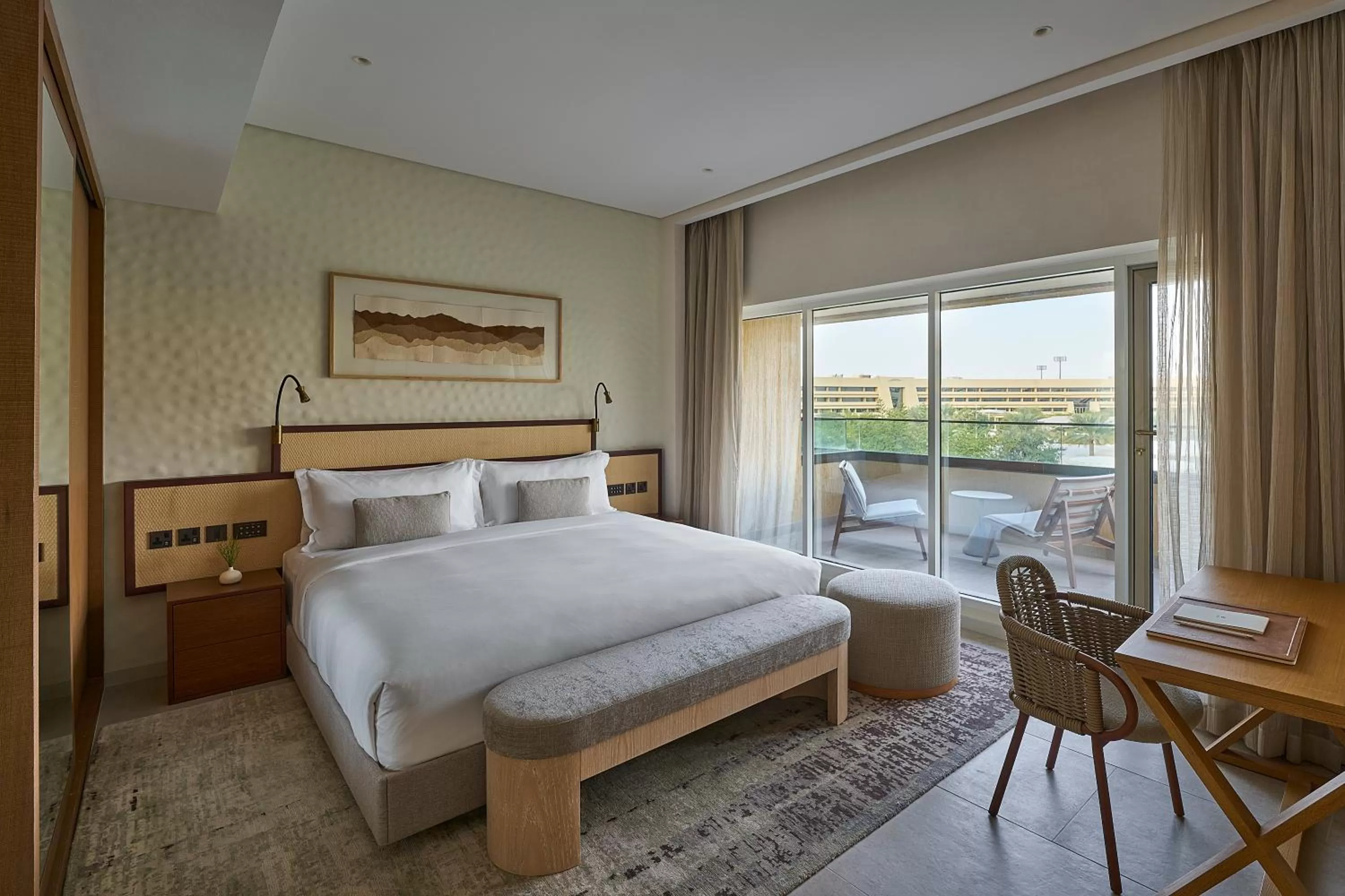 Bedroom, Bed in ERTH Abu Dhabi Hotel