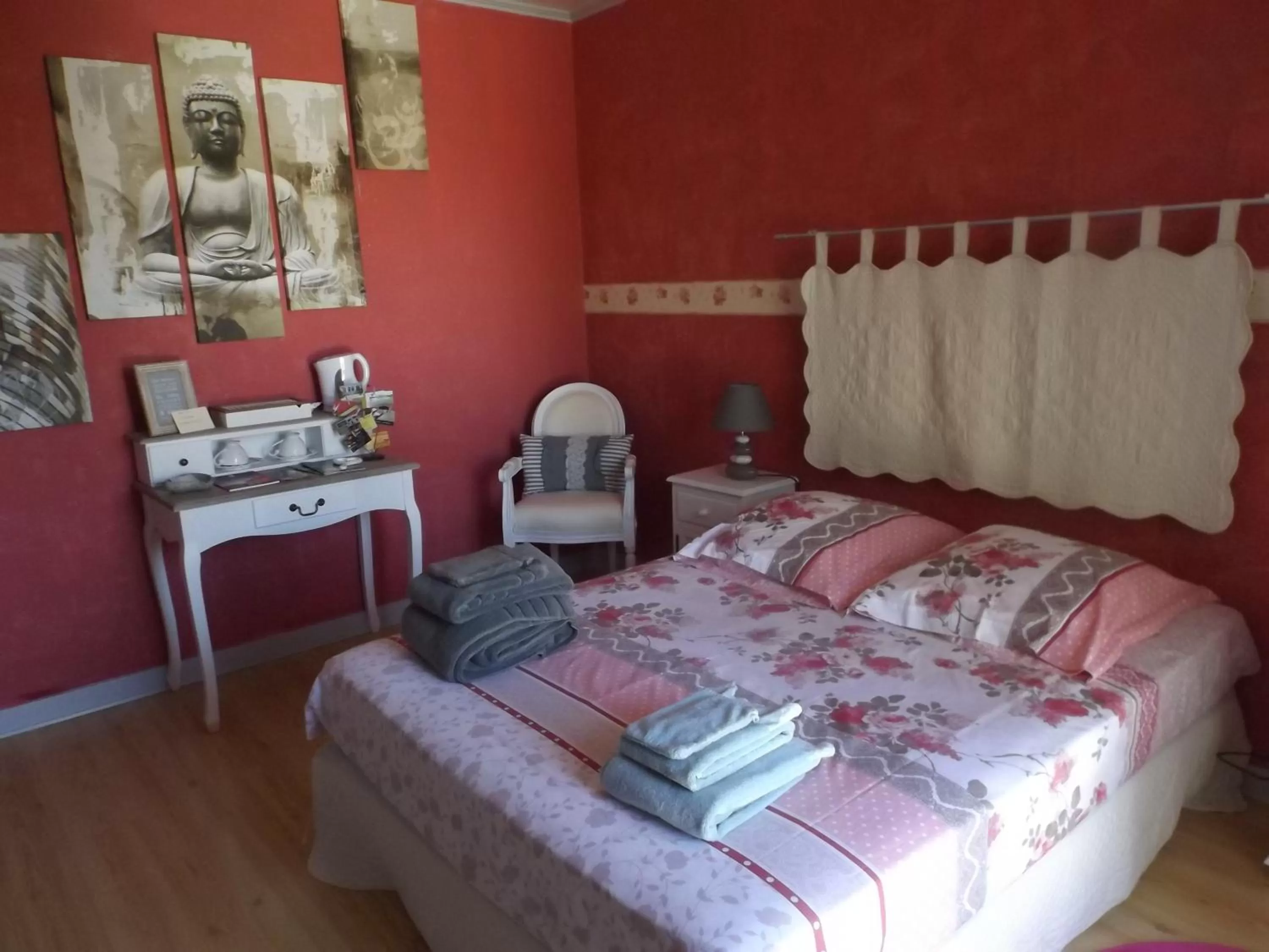 Bed in Les Eléphants bleus