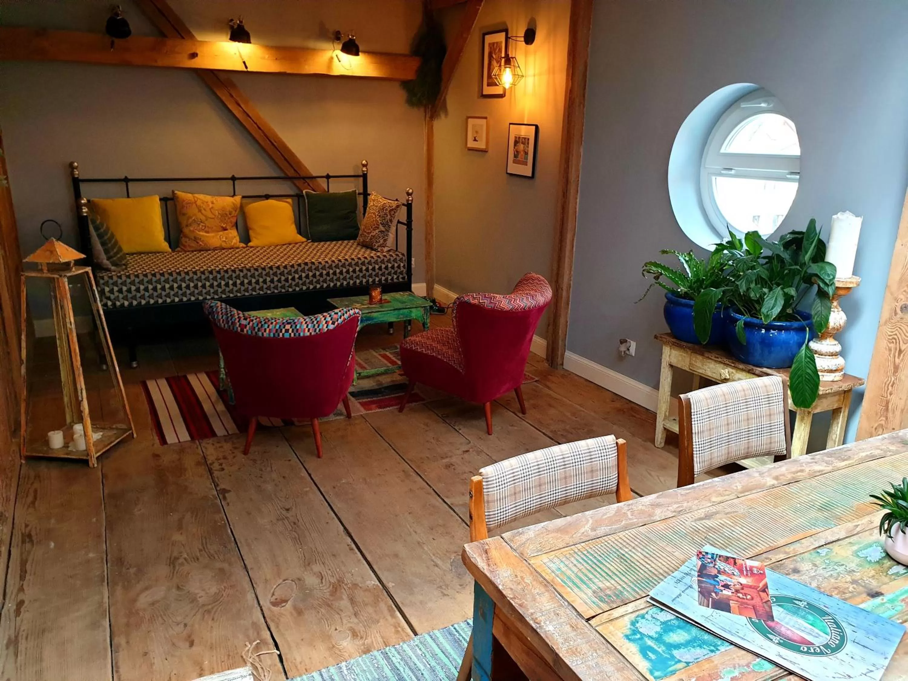 Seating Area in ITALIANO VERO