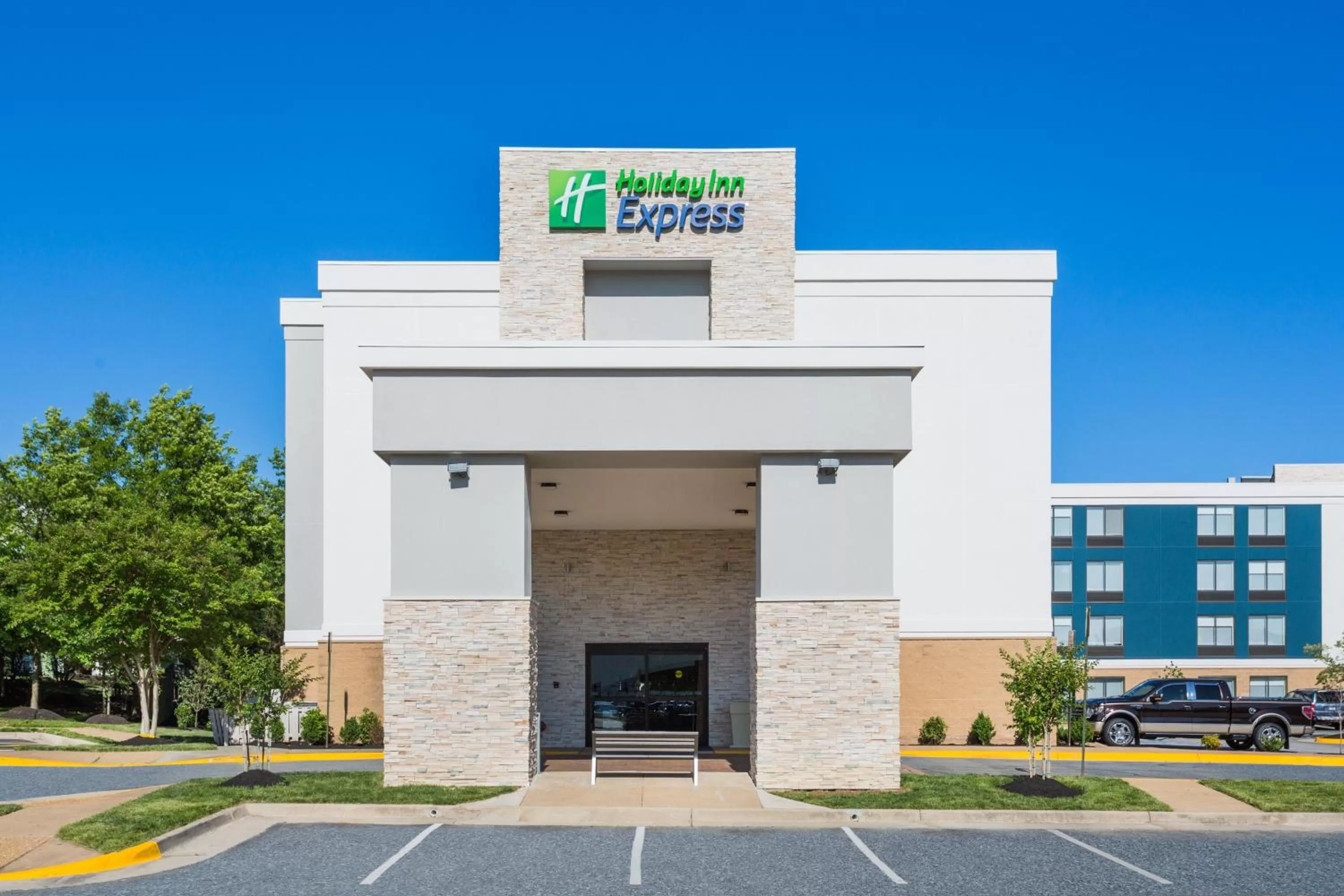 Property building in Holiday Inn Express - Lorton by IHG