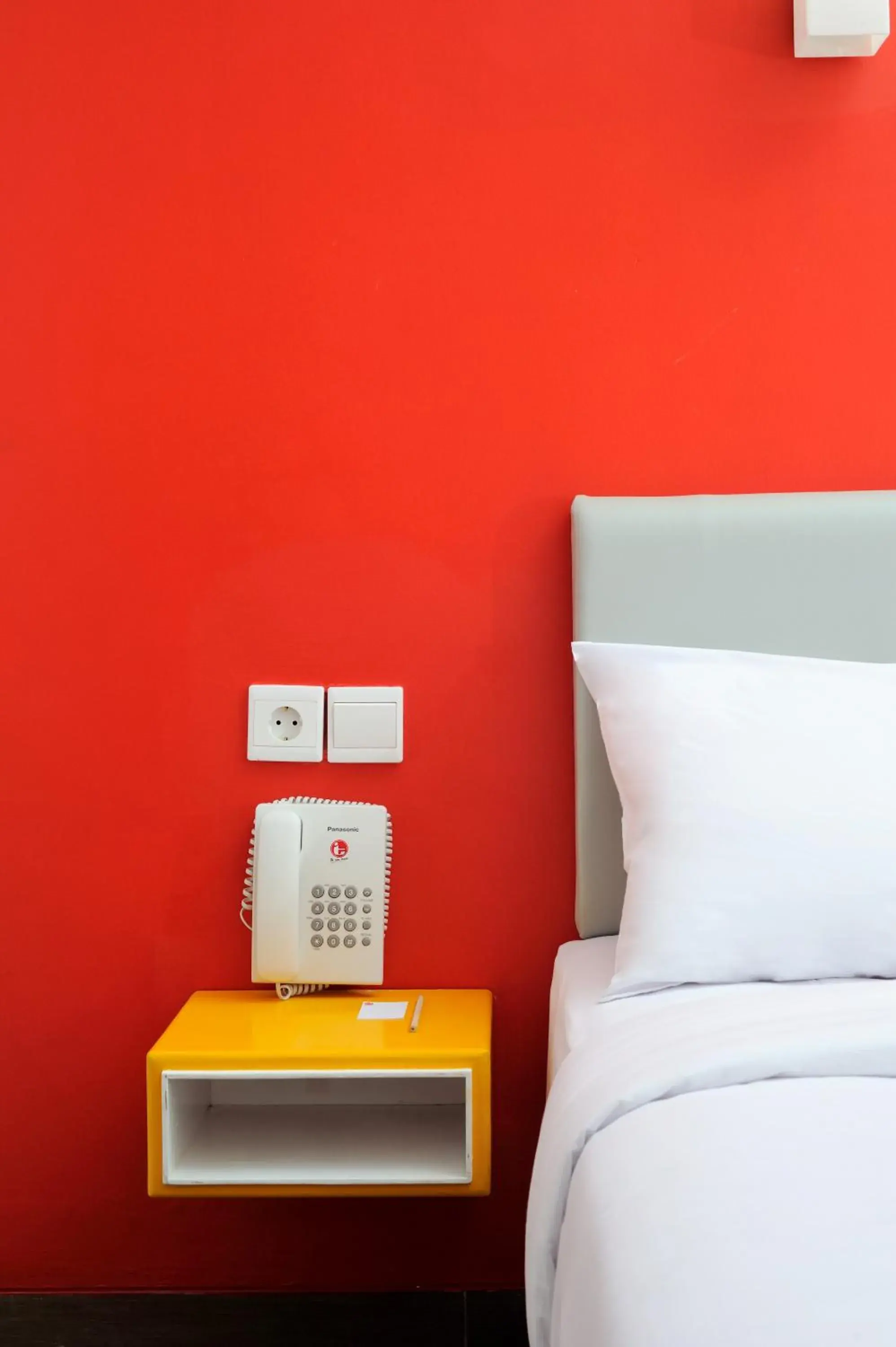 Standard Twin Room in Amaris Hotel Mampang Standard Twin Room in Amaris Hotel Mampang