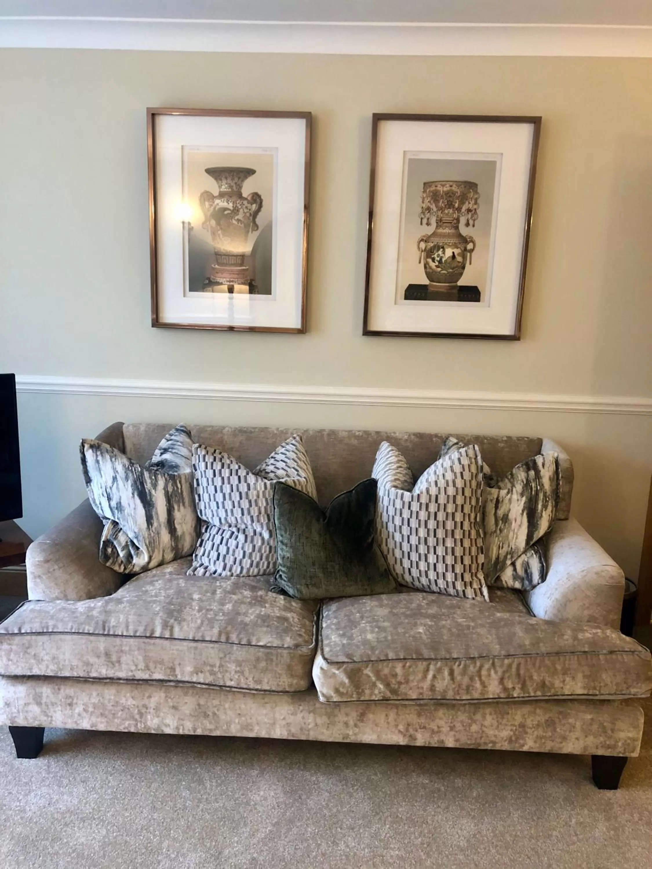 Bedroom, Seating Area in The Mary Mount Hotel