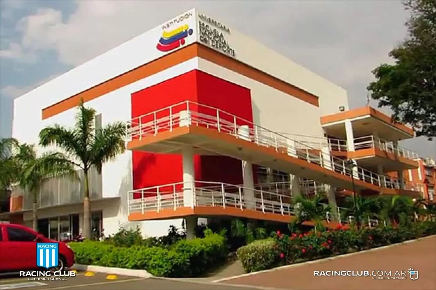 Nearby landmark in Hotel Travelers Sport