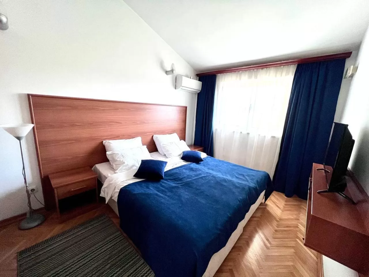 Bed in Hotel Ambasador