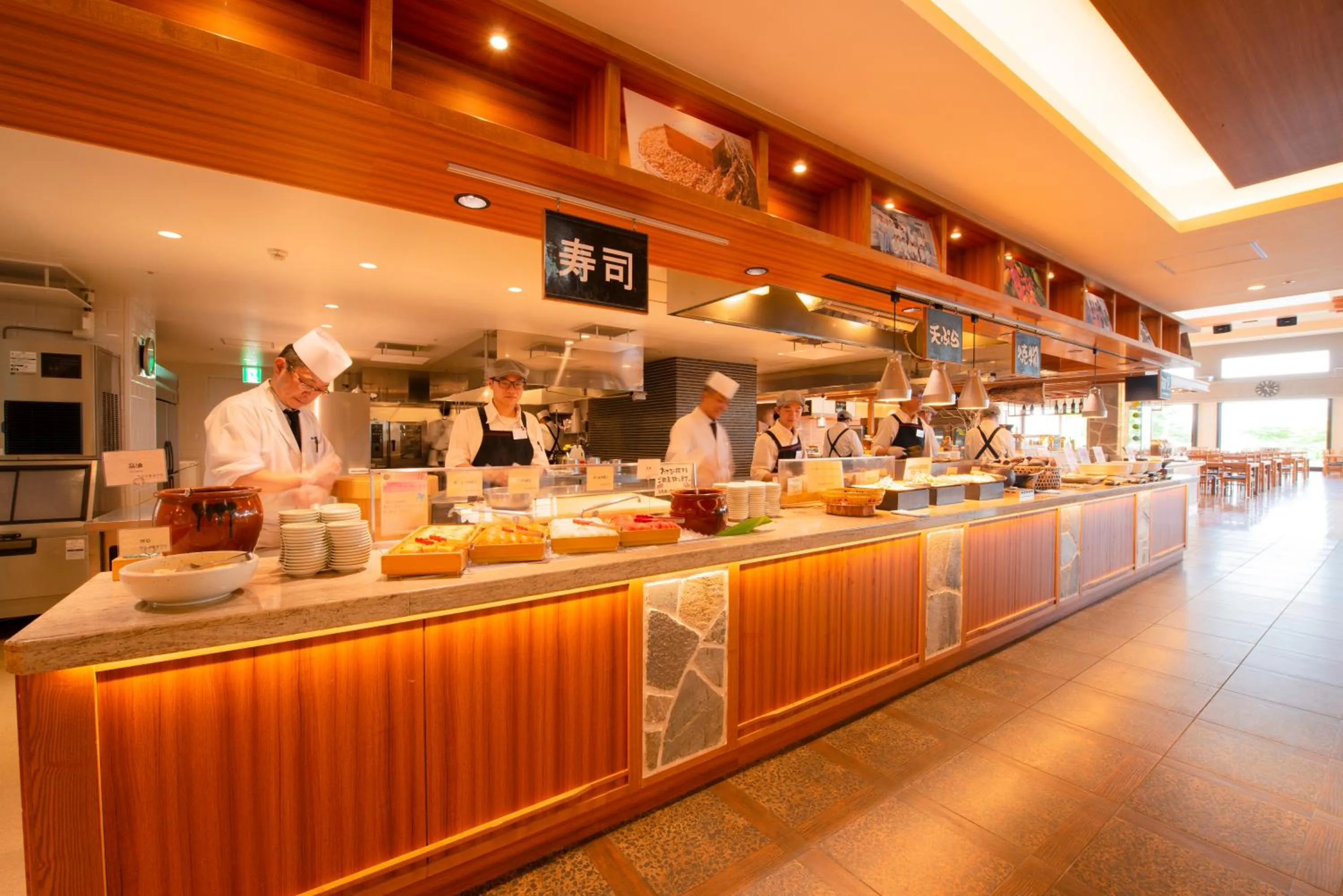 Restaurant/places to eat in Toyako Manseikaku Hotel Lakeside Terrace