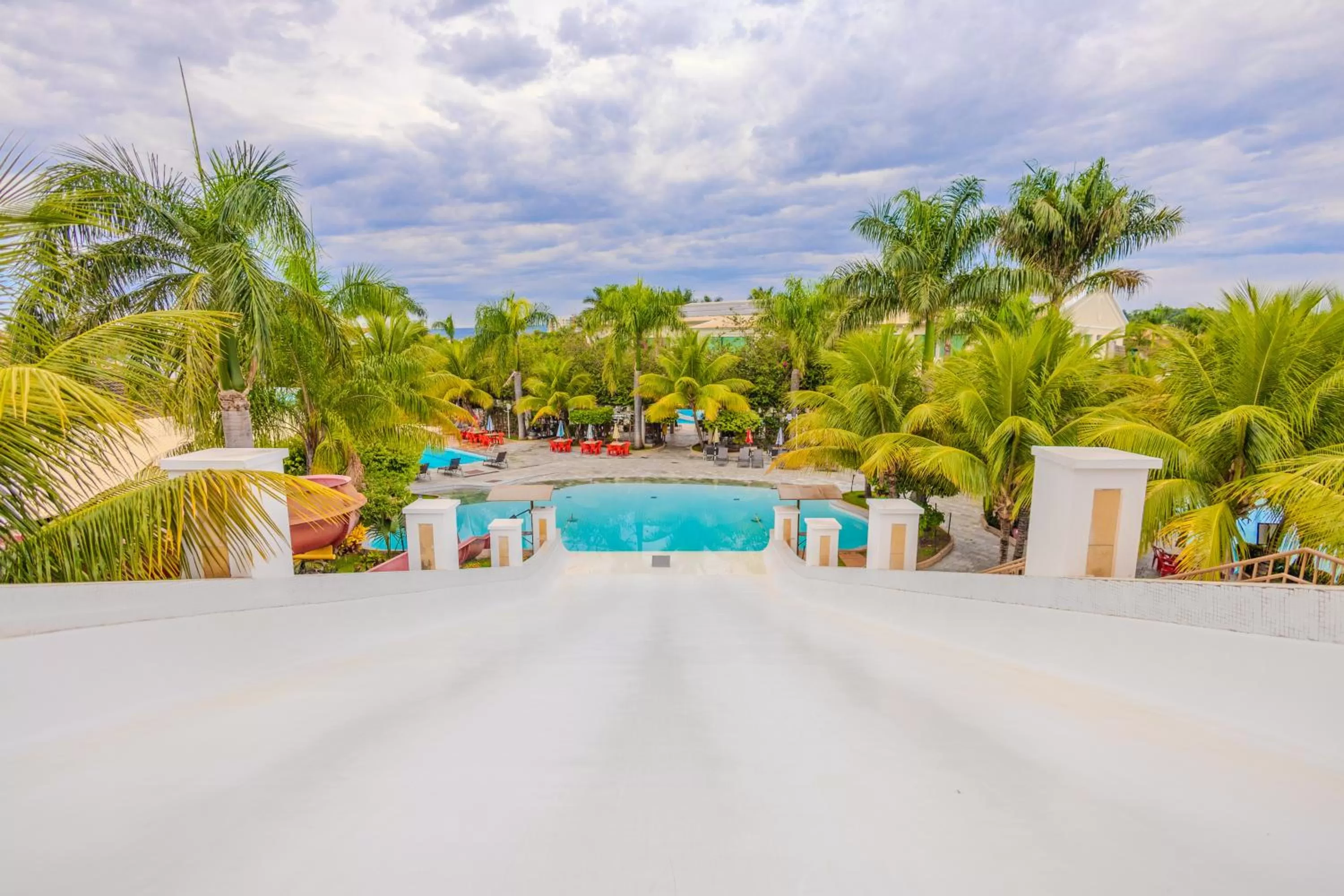 Swimming pool in LACQUA DIROMA III - BVTUR