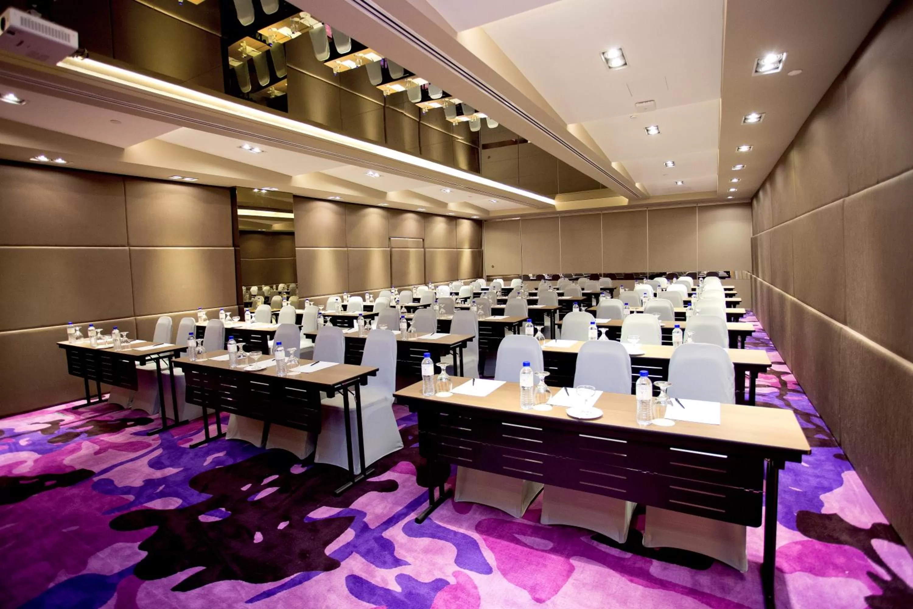 Business facilities in Vouk Hotel Suites, Penang