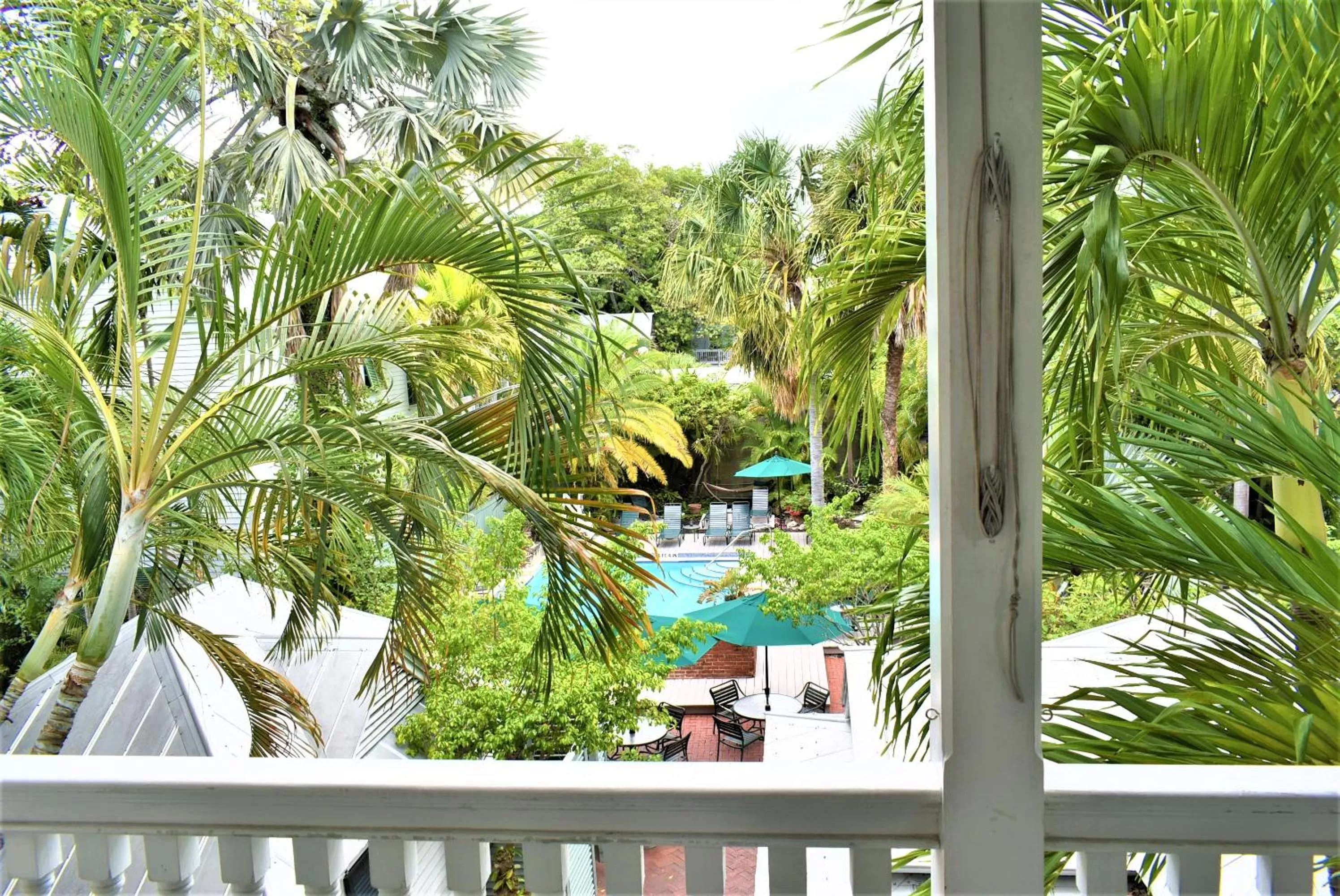 Pool view in Simonton Court Historic Inn & Cottages