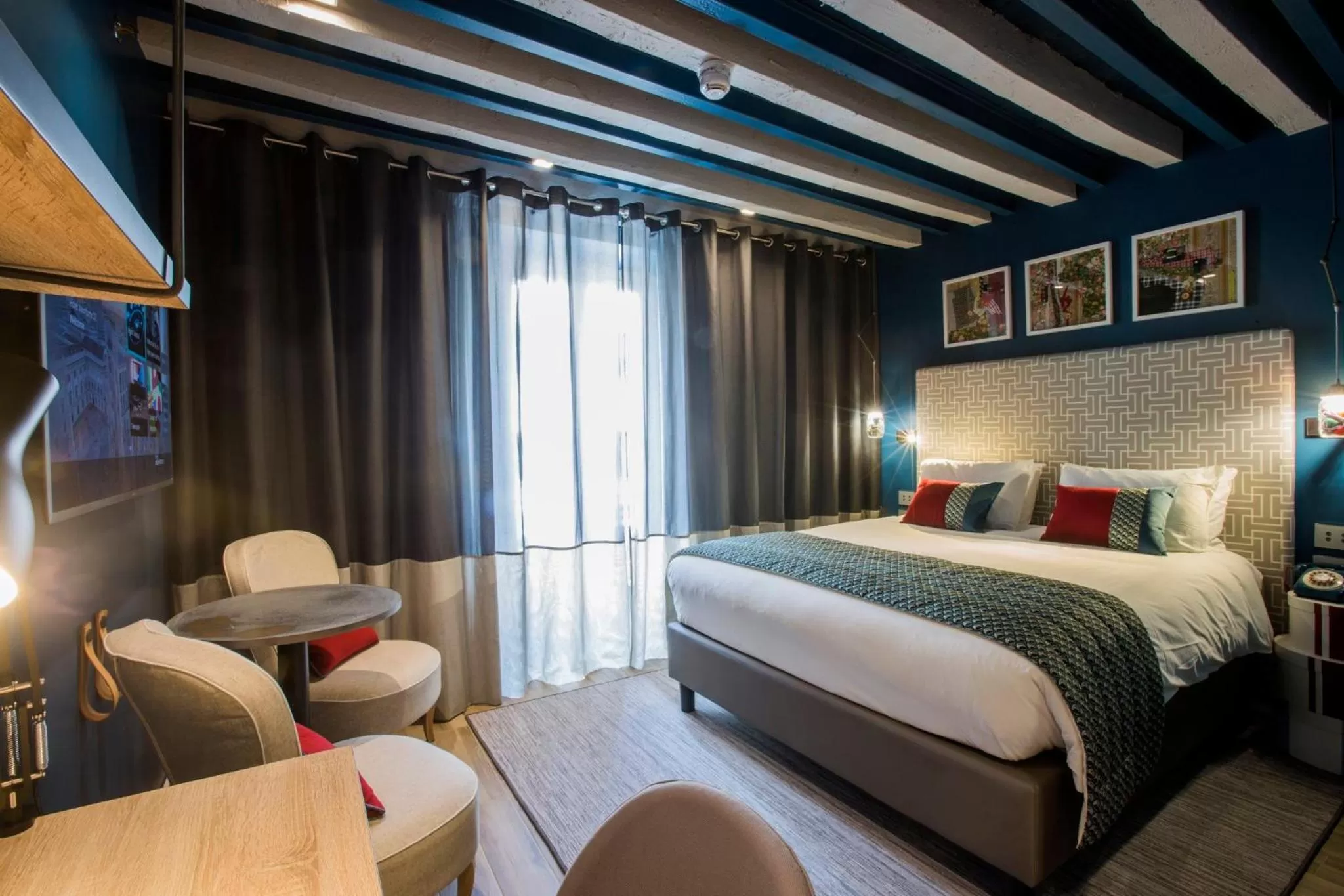 Photo of the whole room, Bed in Hotel Indigo Milan - Corso Monforte by IHG