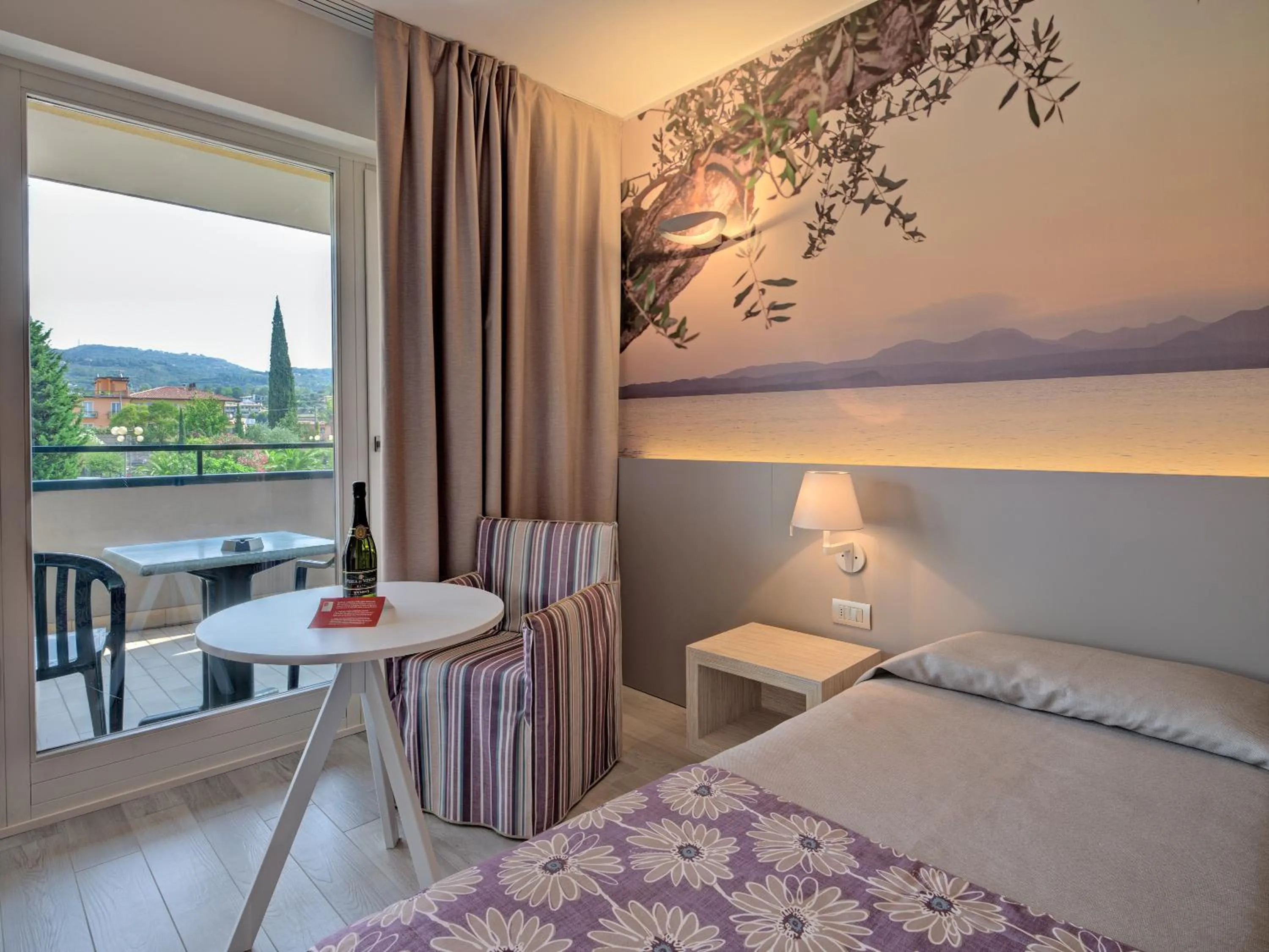 Double Room with Balcony in Parc Hotel Gritti