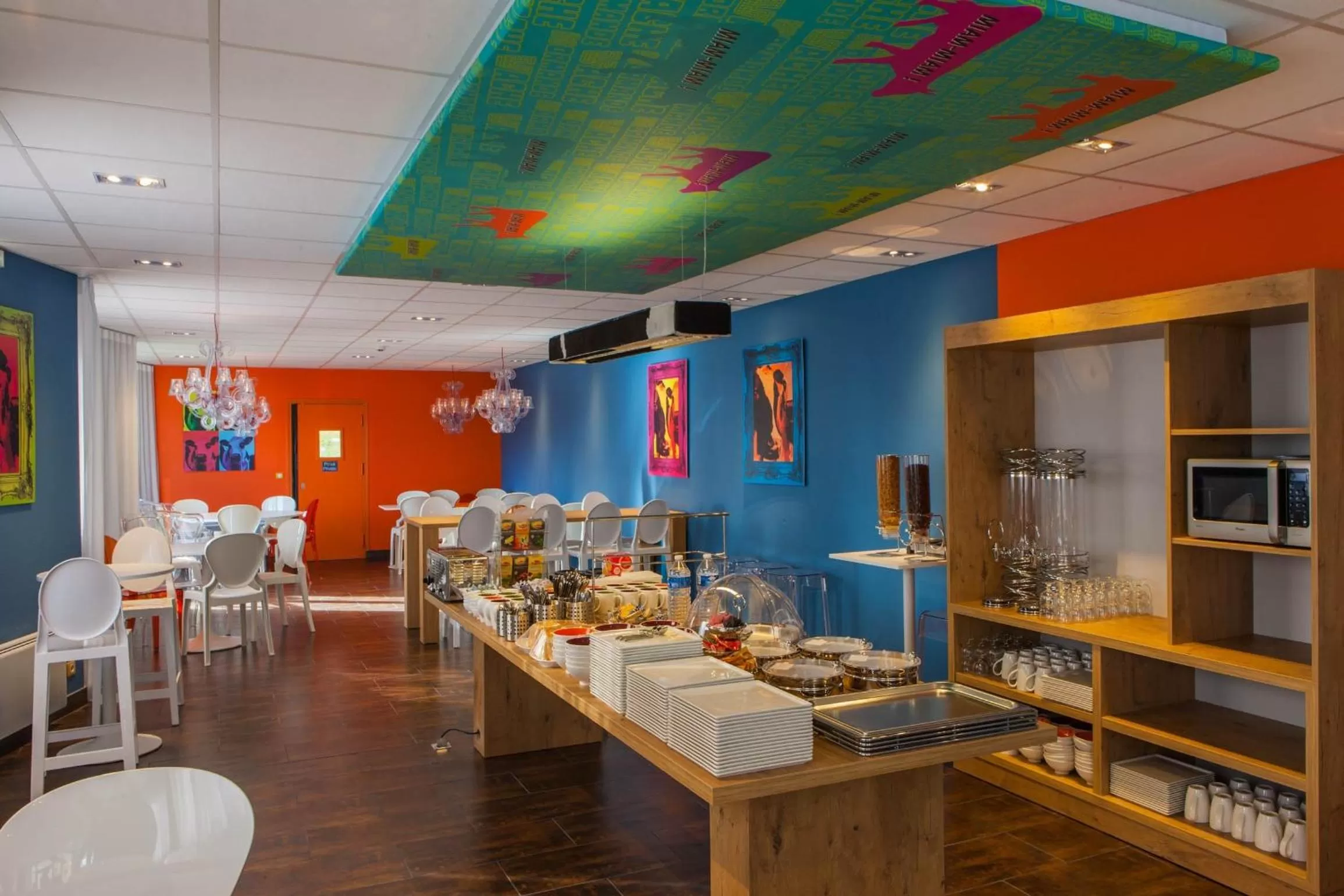 Buffet breakfast in Hotel Gabriel