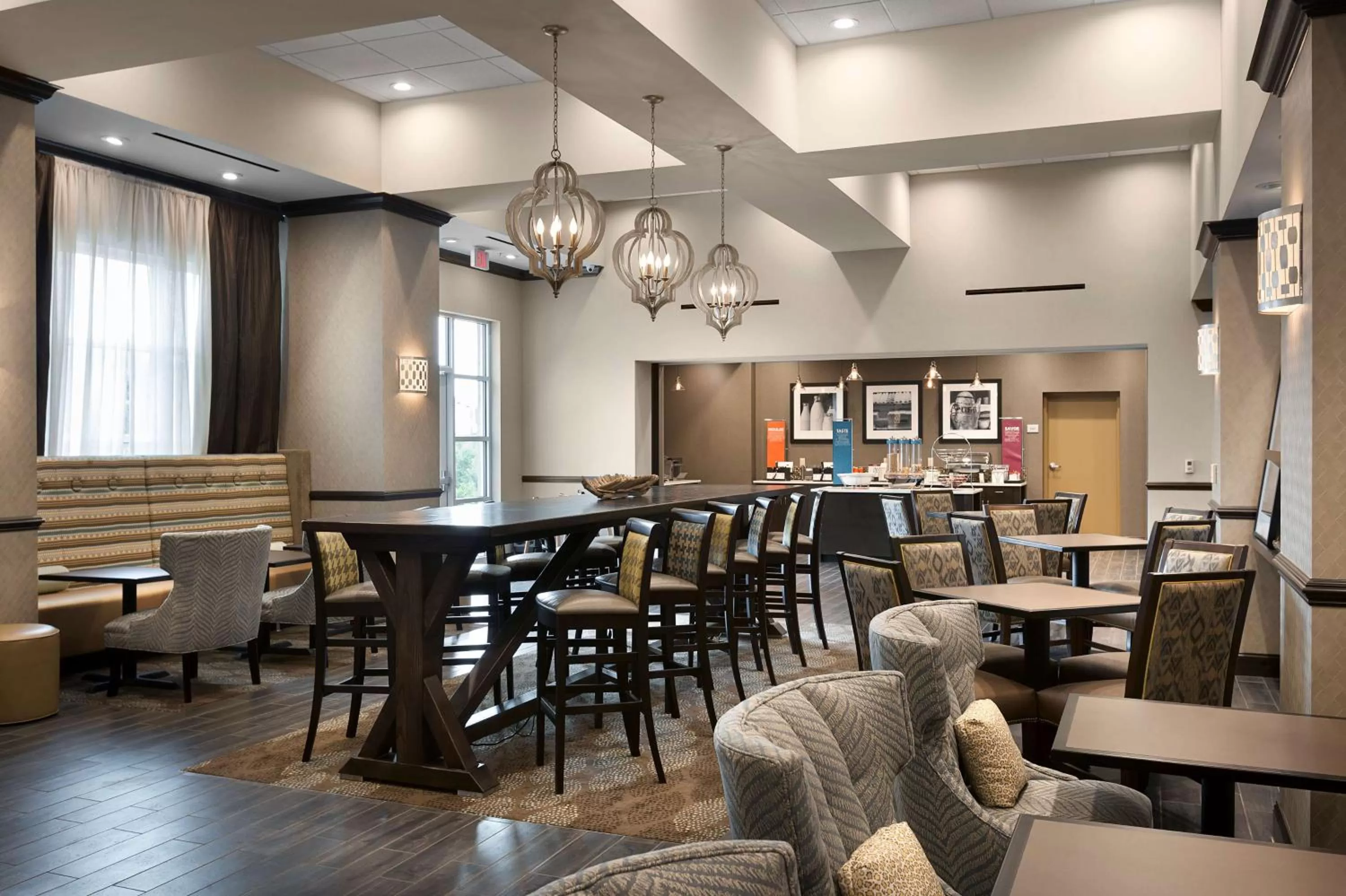 Restaurant/places to eat in Hampton Inn and Suites Fort Mill, SC