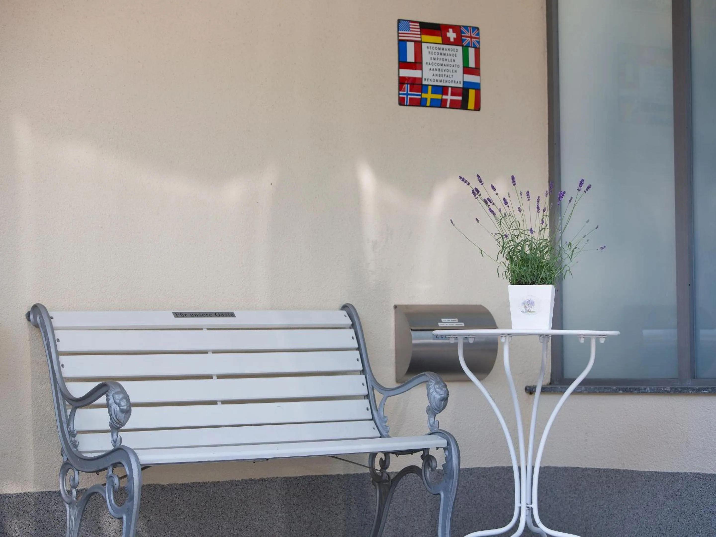 Patio in Hotel Kriemhild am Hirschgarten