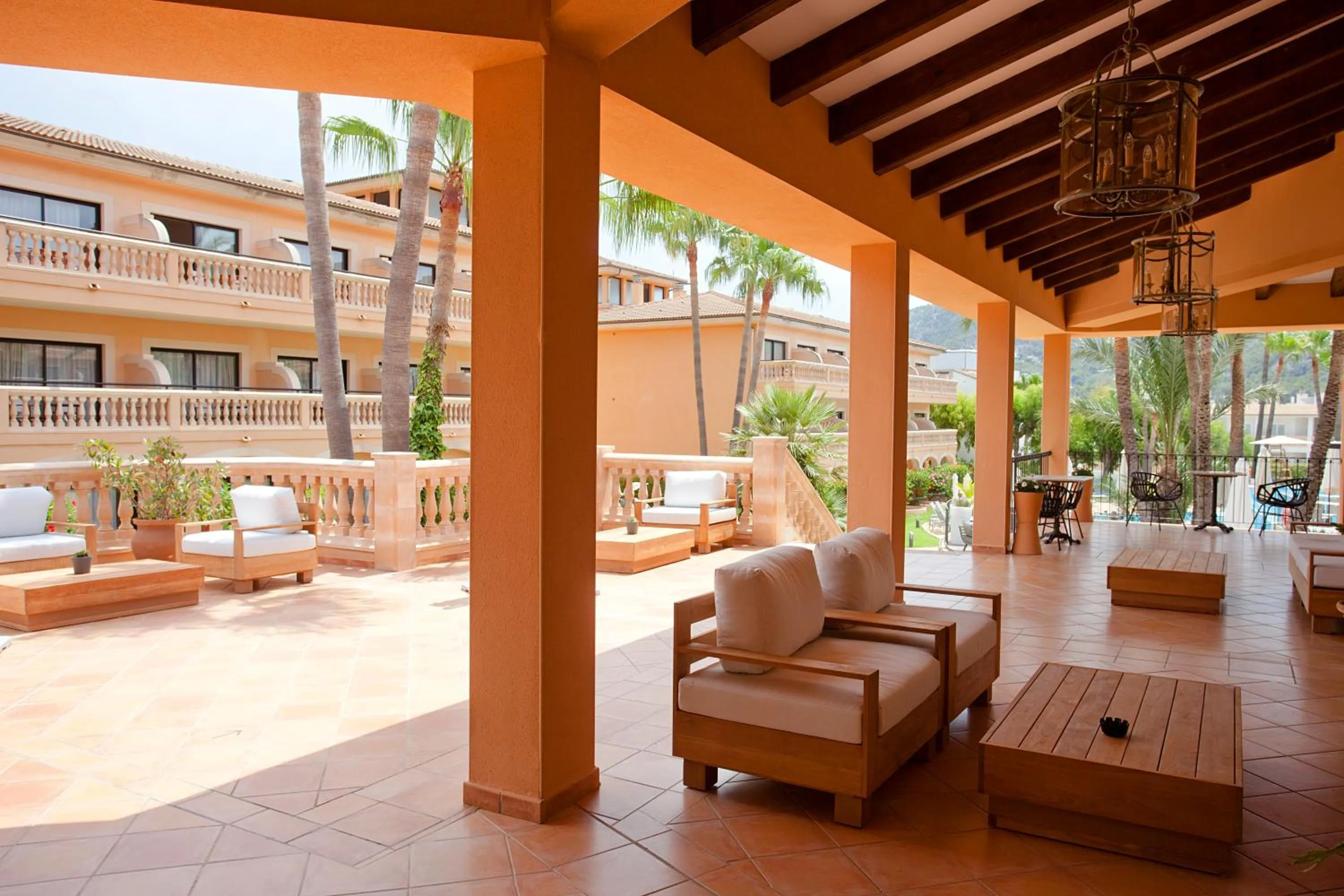 Patio in Mon Port Hotel & Spa