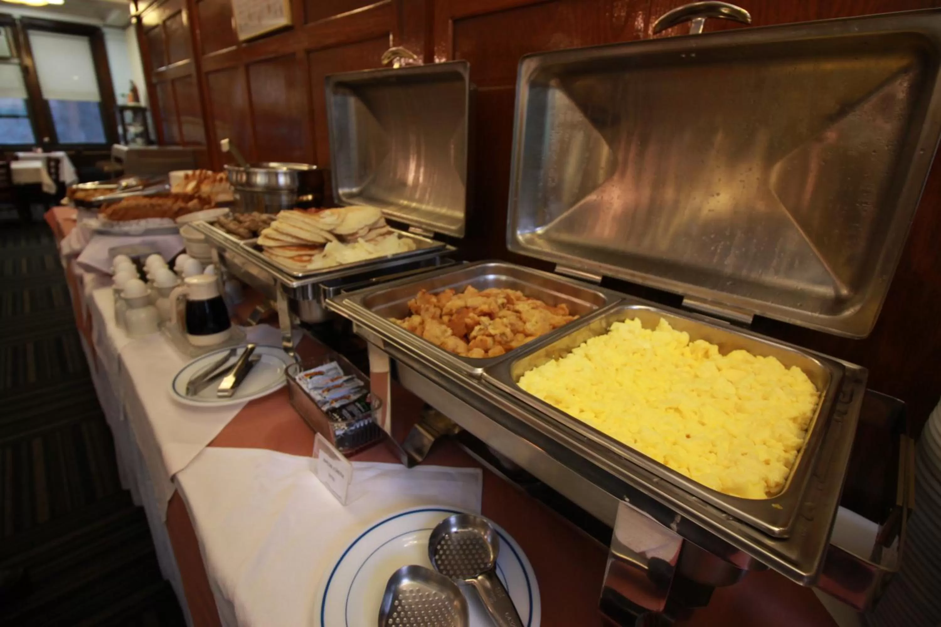 Breakfast in Leo House