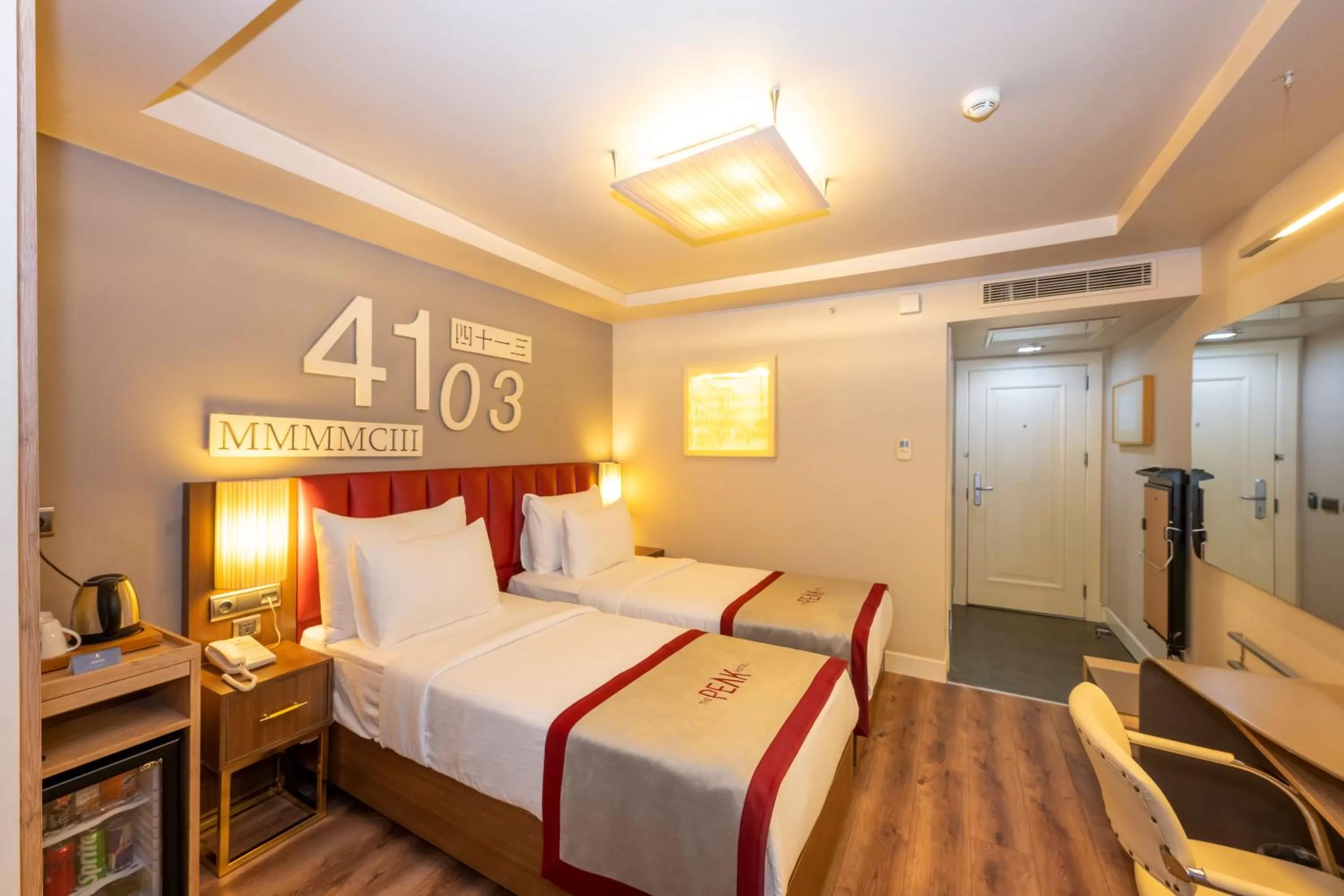 TV and multimedia, Bed in Ramada By Wyndham Istanbul Pera Taksim