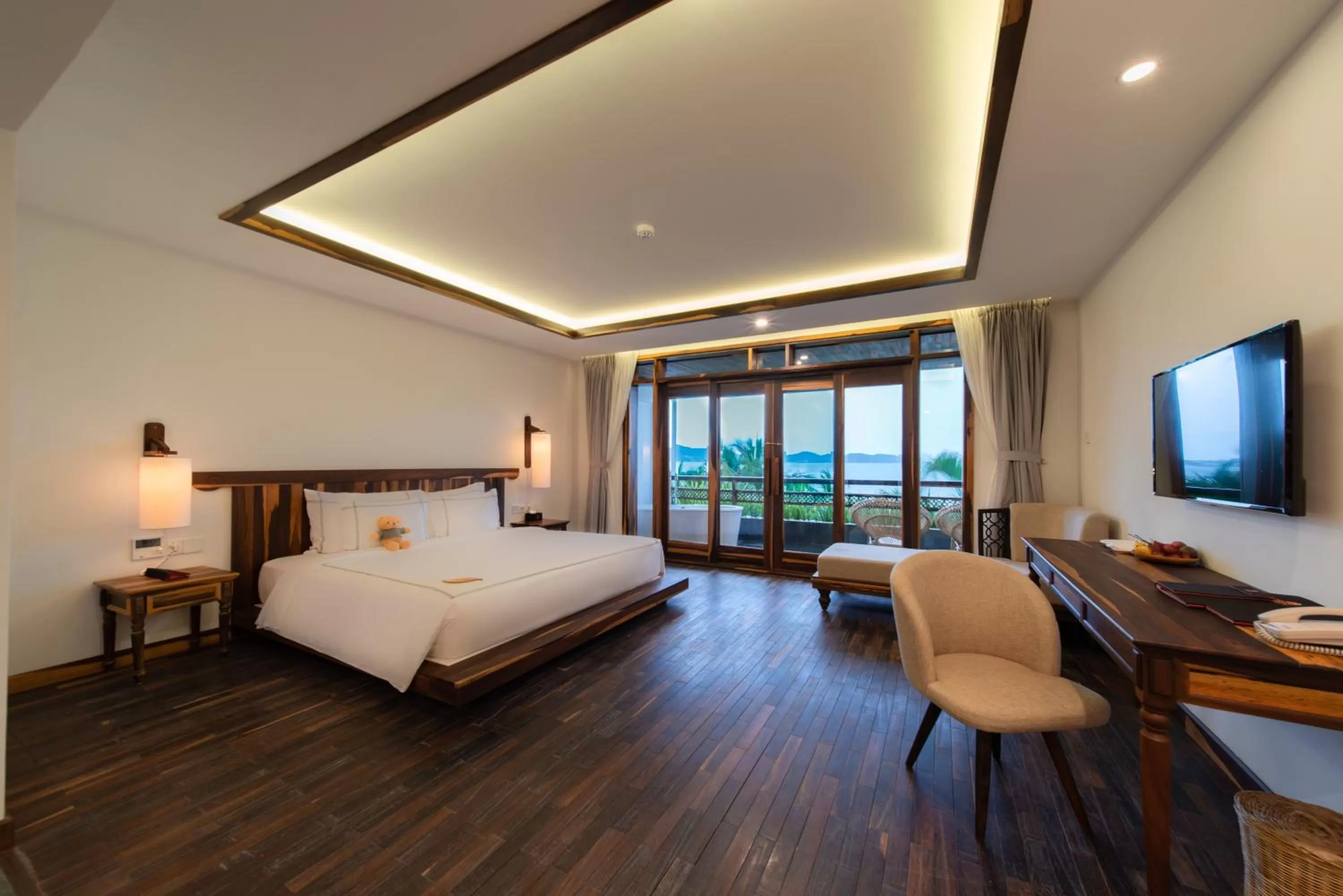 Bedroom, Bed in Alibu Resort Nha Trang