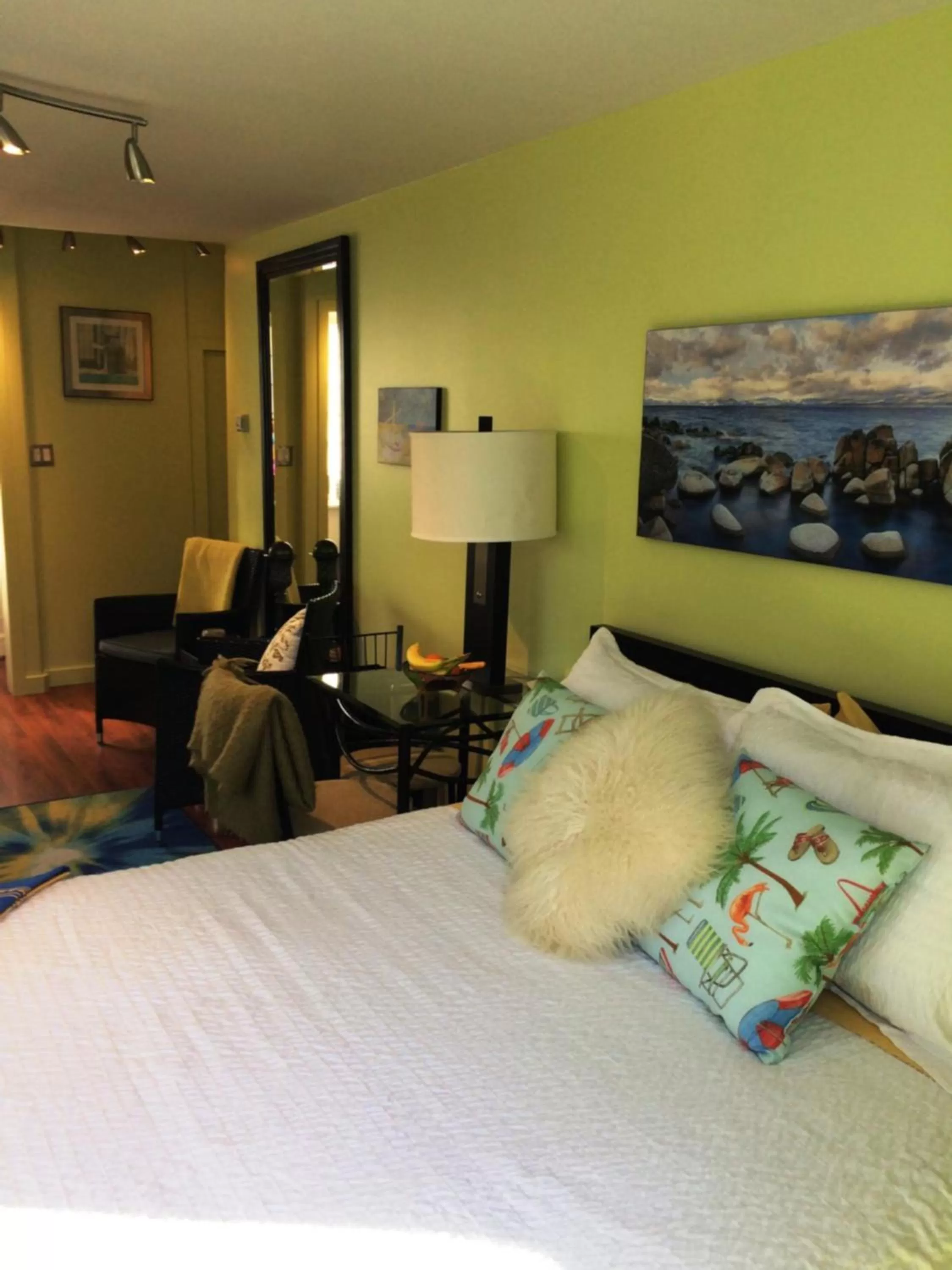 Bedroom, Bed in A Float Home B&B in Fisherman’s Wharf